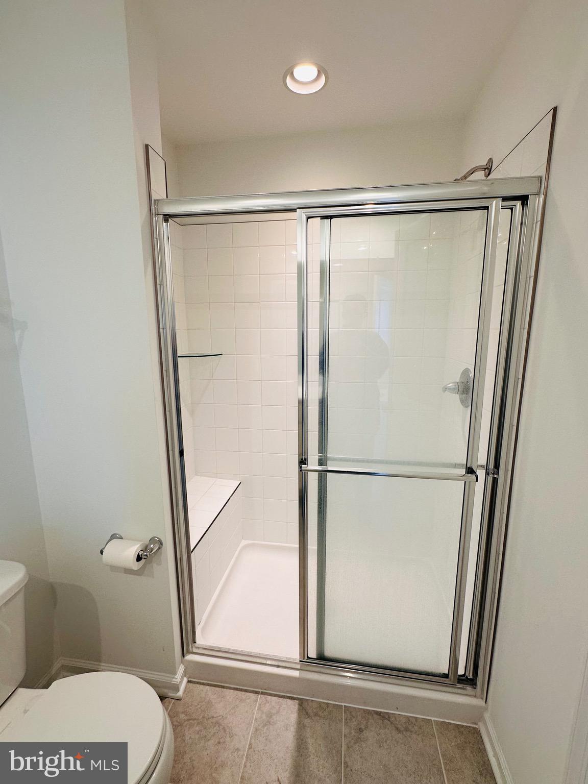 KING'S CROSSING - Residential Lease