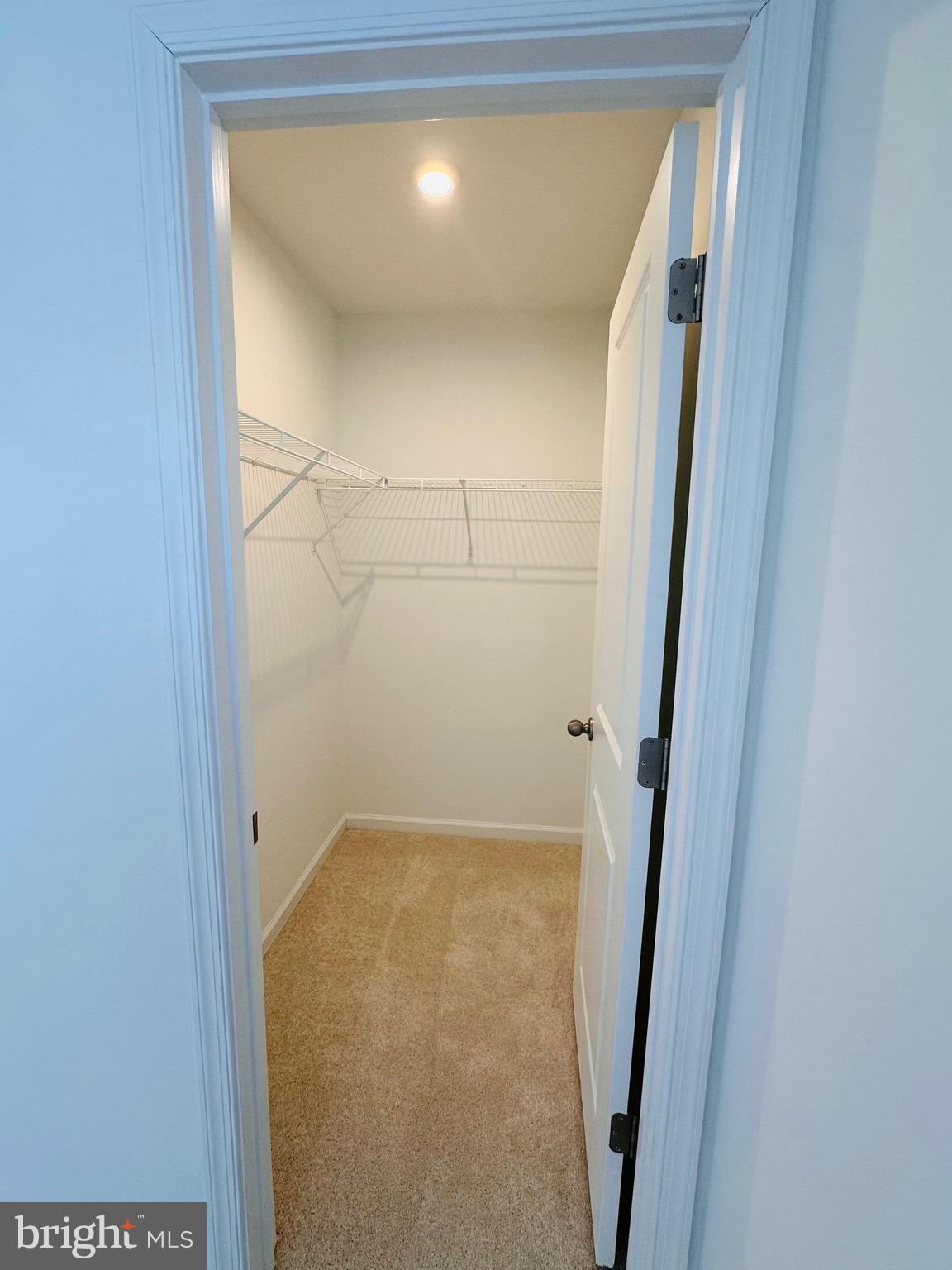 KING'S CROSSING - Residential Lease