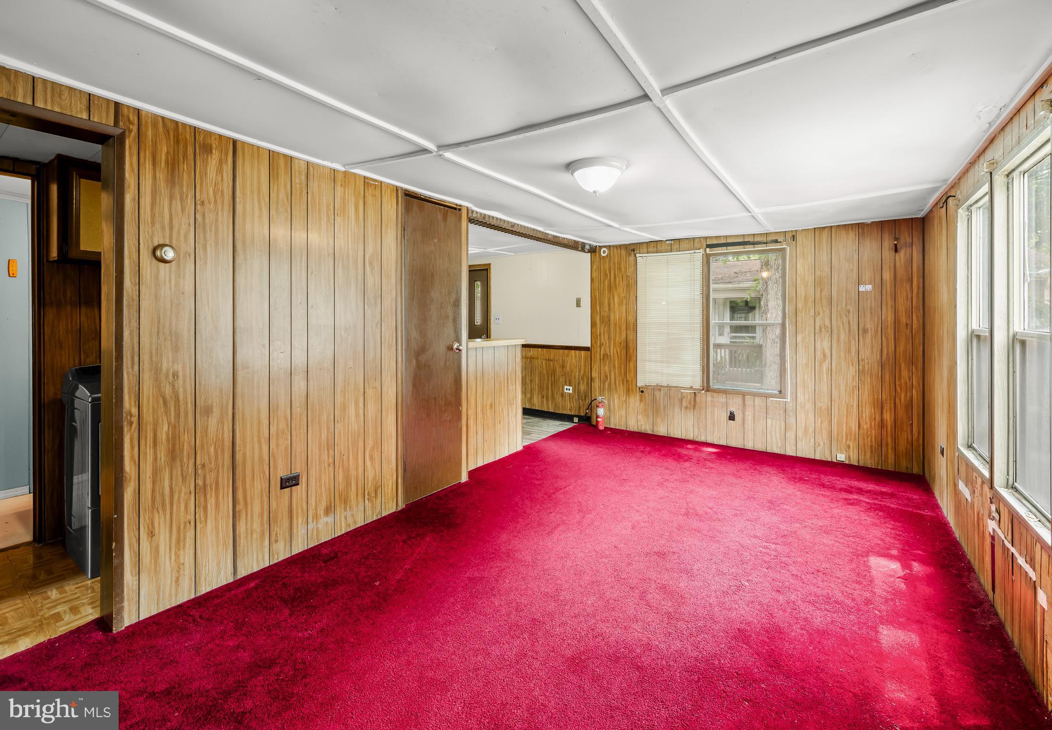 25 ELMWOOD DR