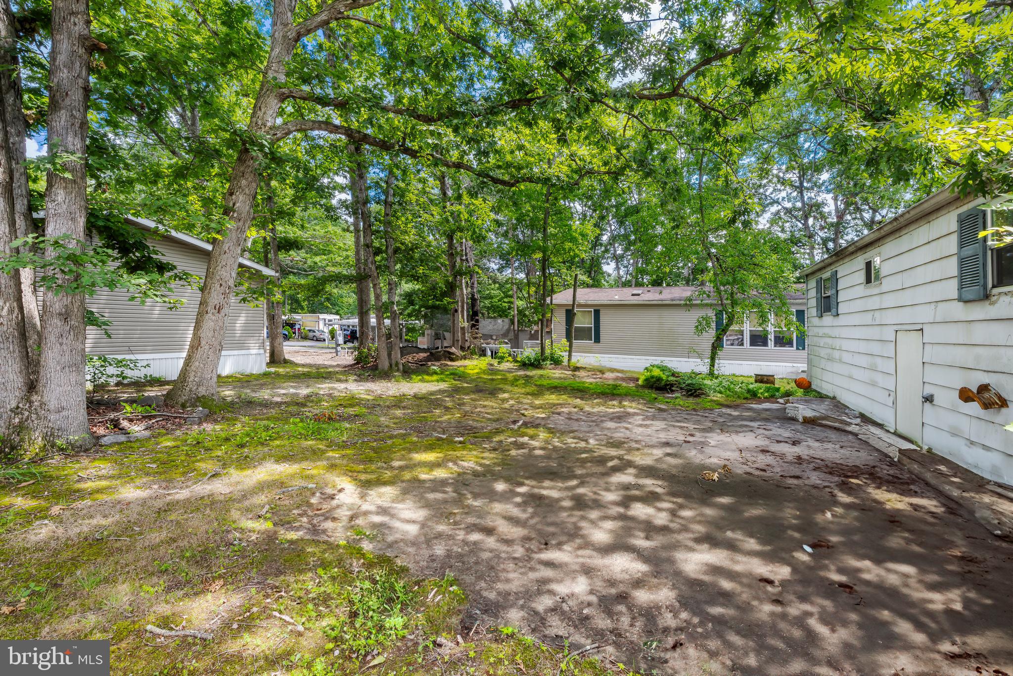 25 ELMWOOD DR