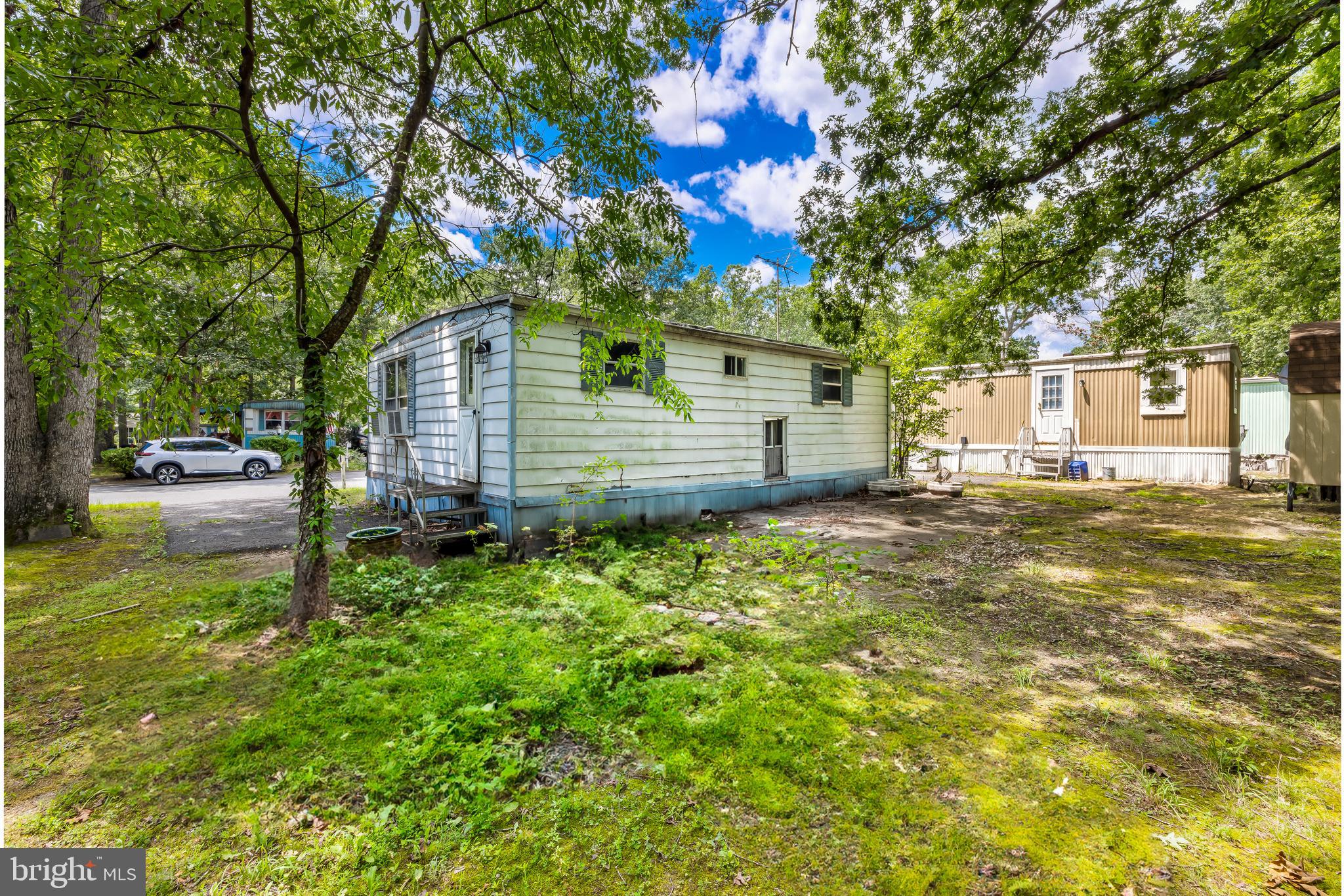 25 ELMWOOD DR