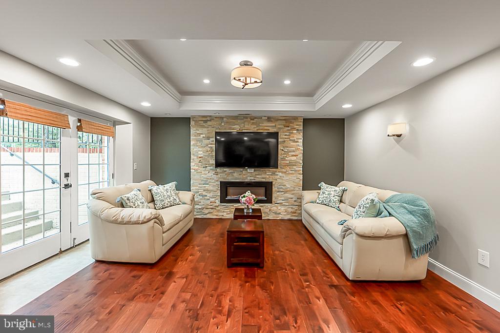 DOMINION VALLEY COUNTRY CLUB - Residential