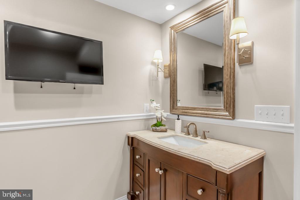 DOMINION VALLEY COUNTRY CLUB - Residential