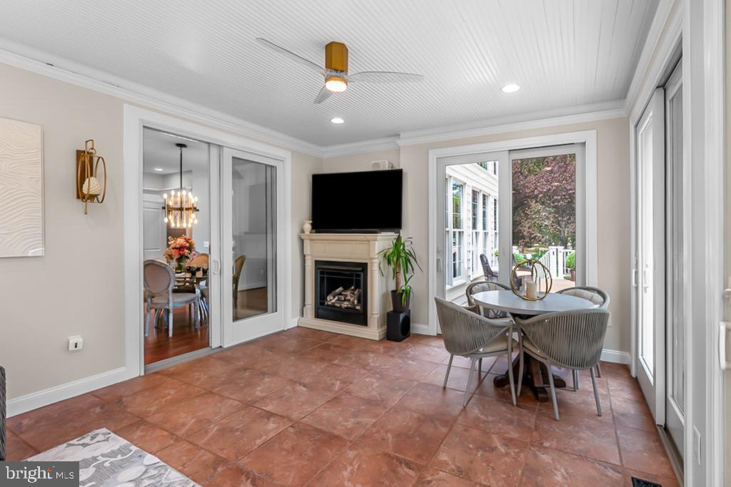 DOMINION VALLEY COUNTRY CLUB - Residential