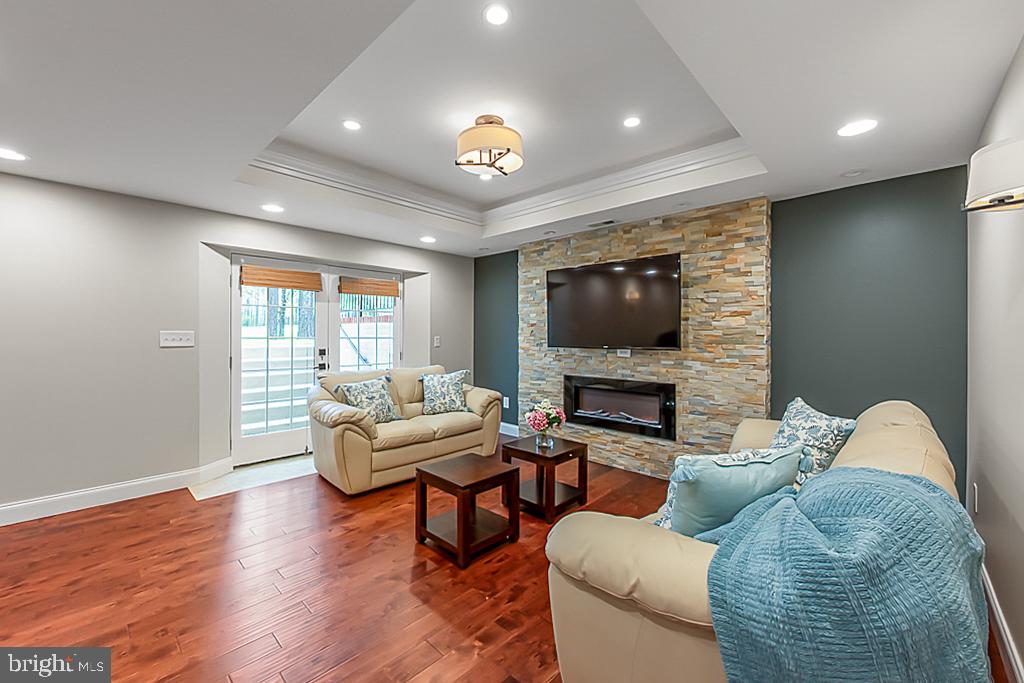 DOMINION VALLEY COUNTRY CLUB - Residential