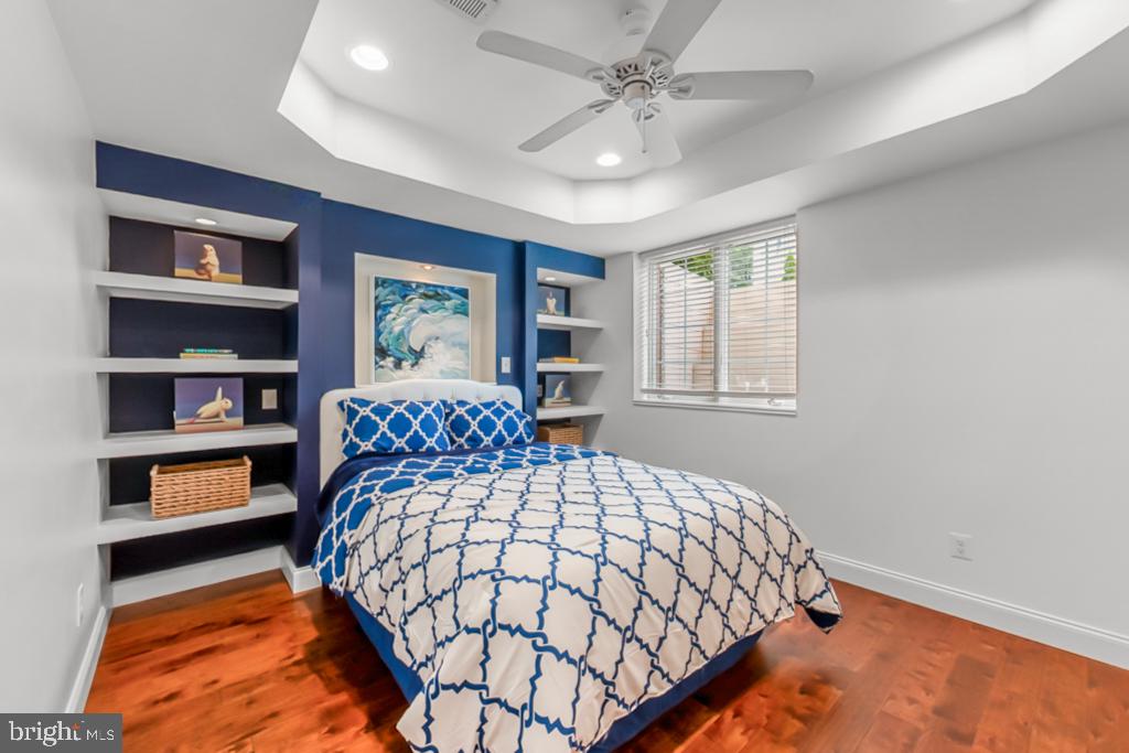 DOMINION VALLEY COUNTRY CLUB - Residential