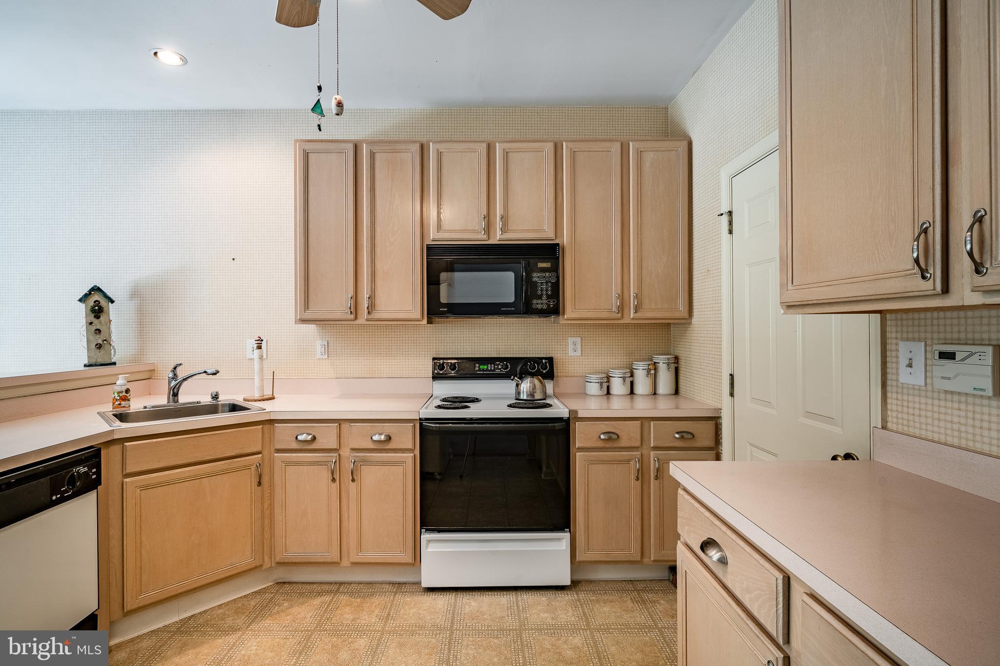 FOX HILL FARM - Residential