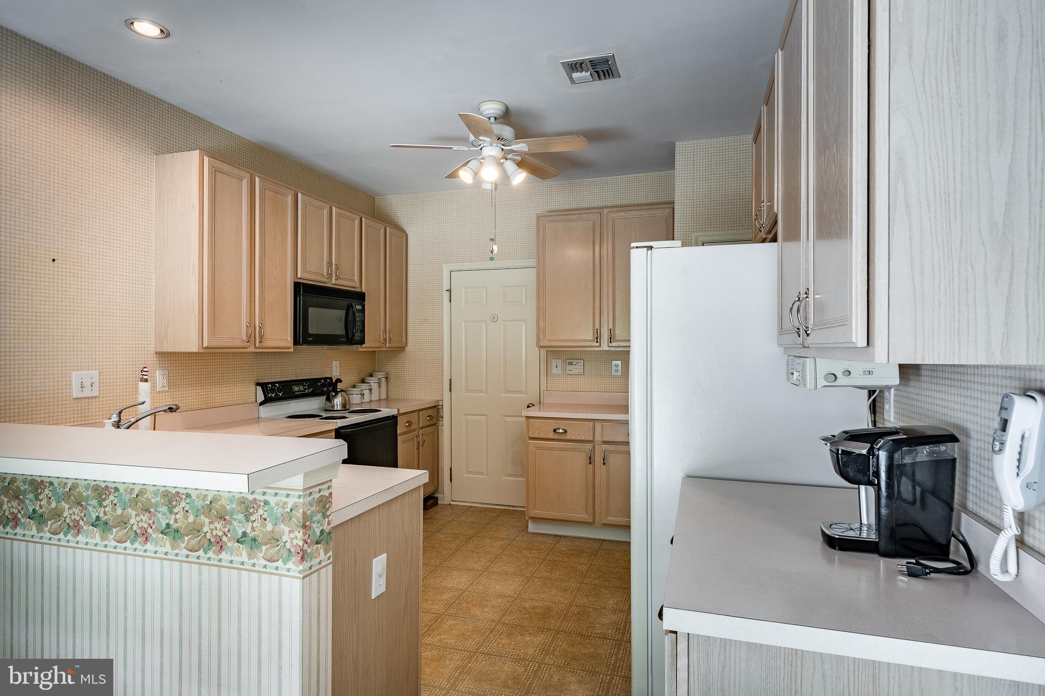 FOX HILL FARM - Residential