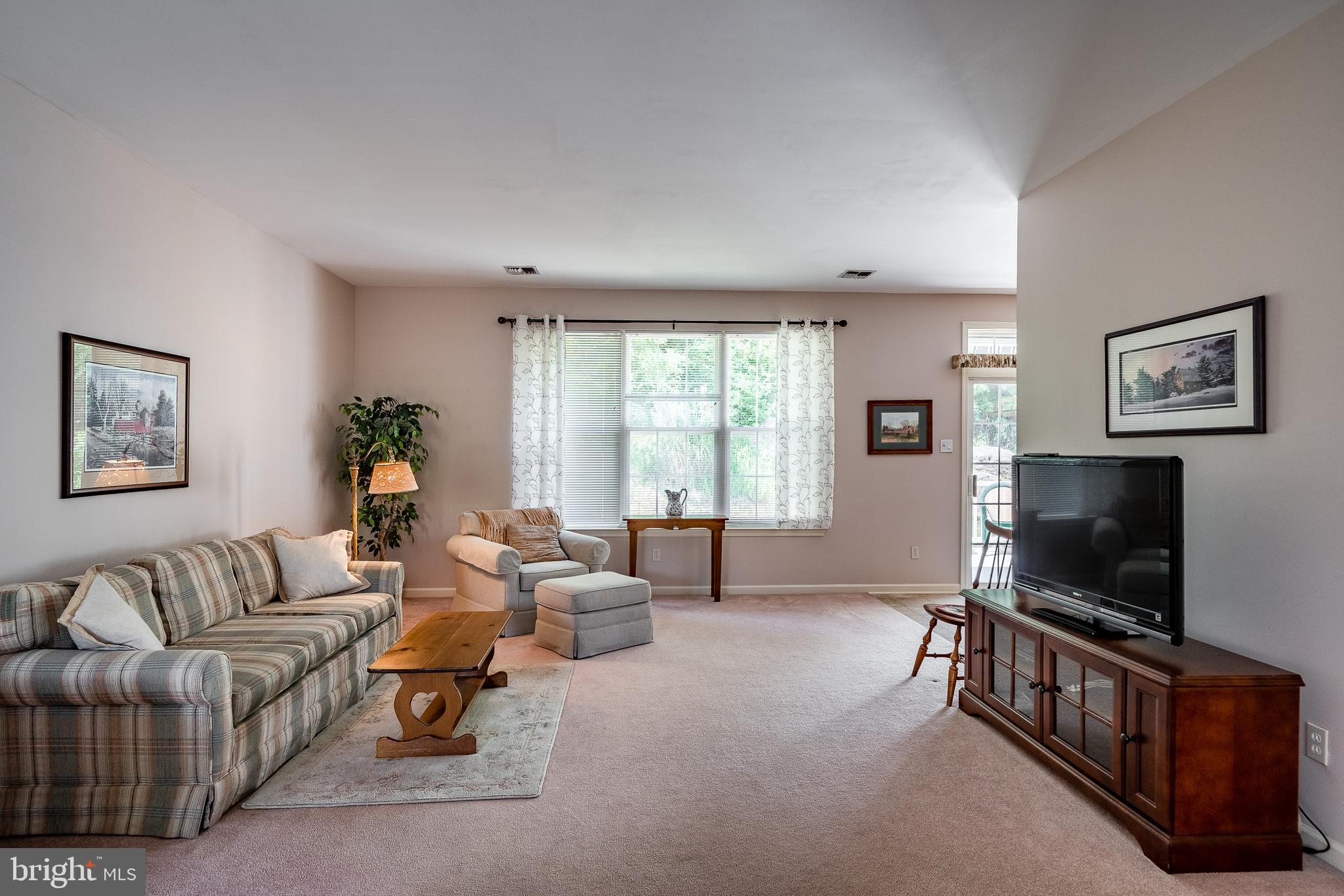 FOX HILL FARM - Residential