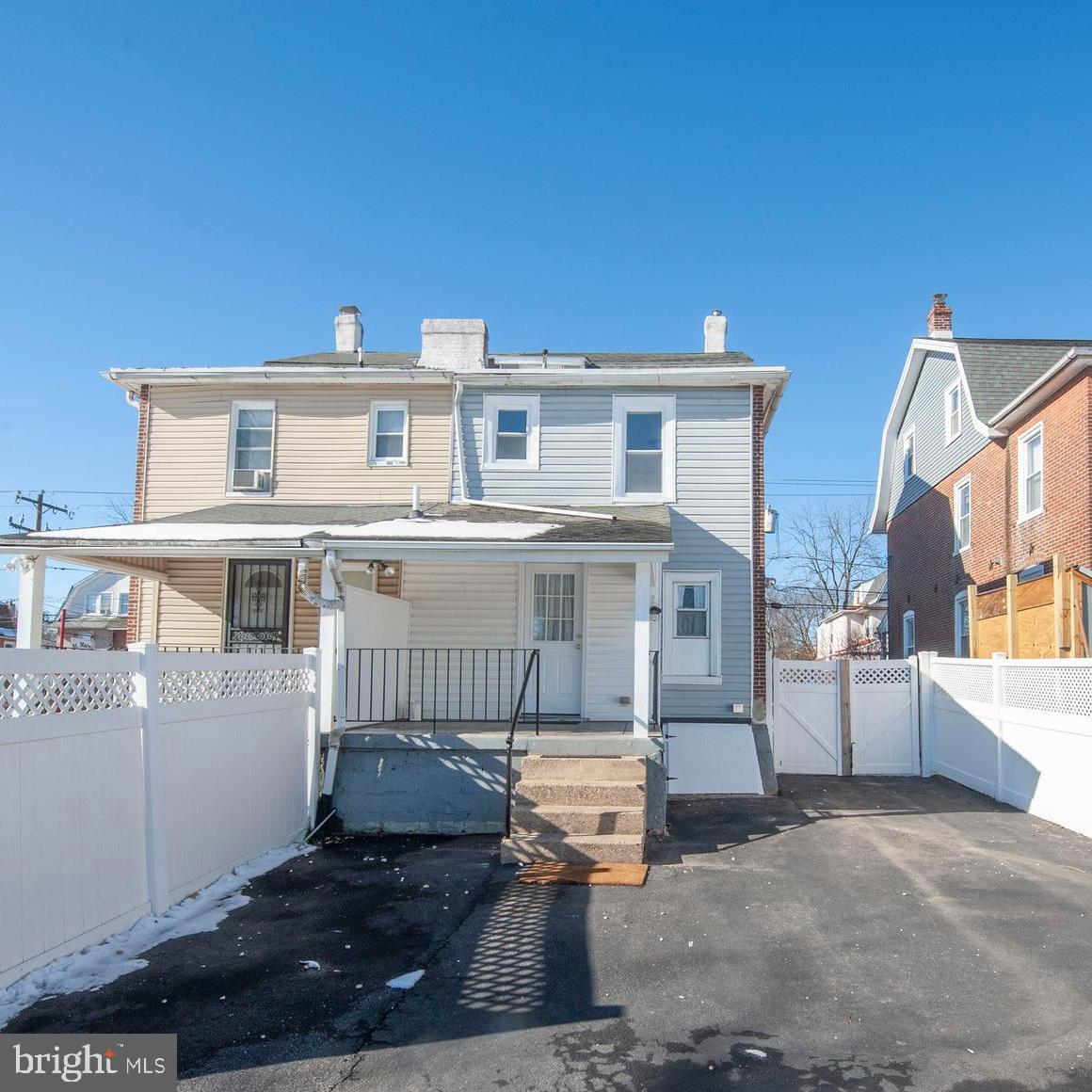 ARDMORE PARK - Residential Lease