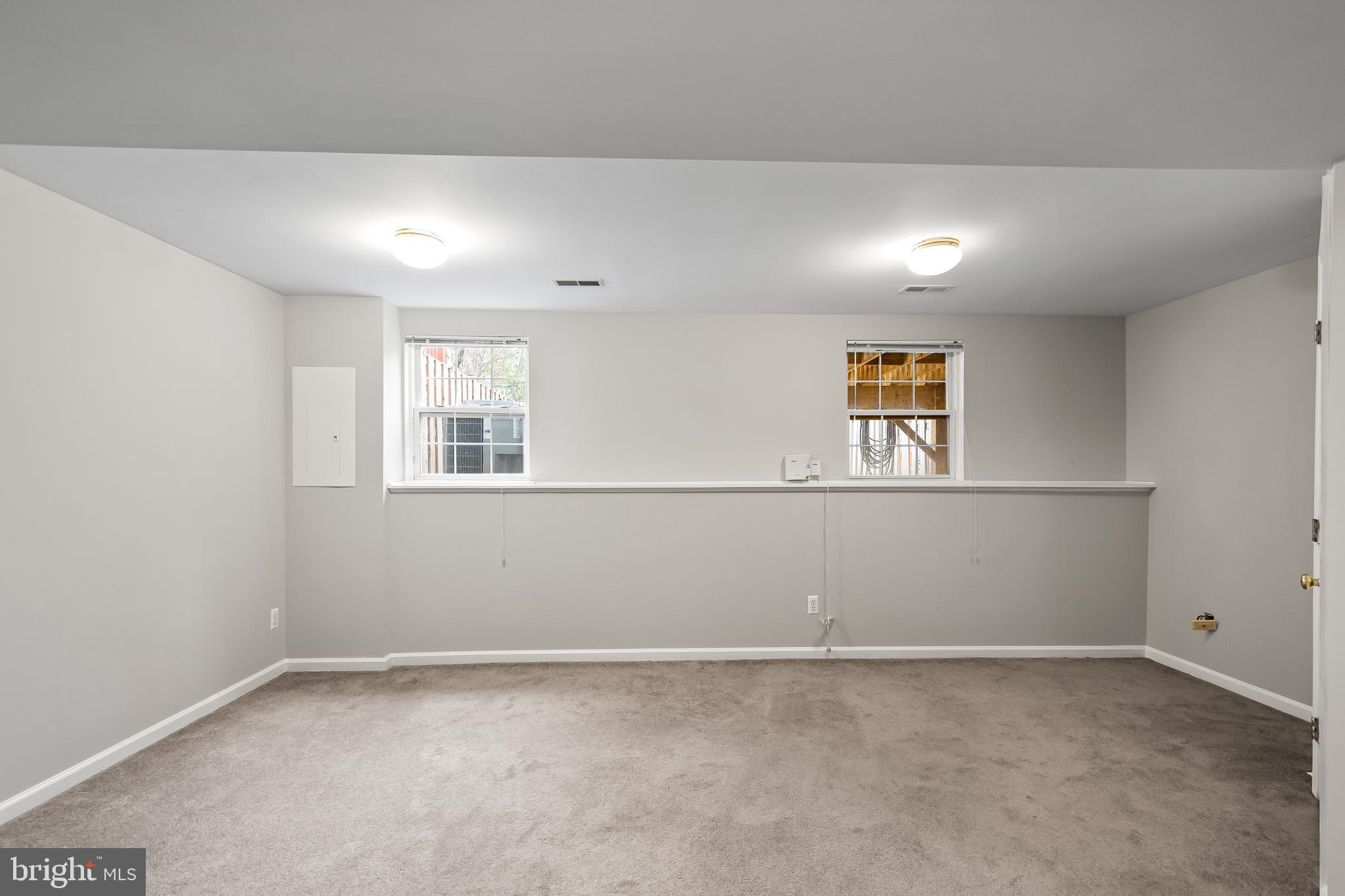 WELLINGTON - Residential