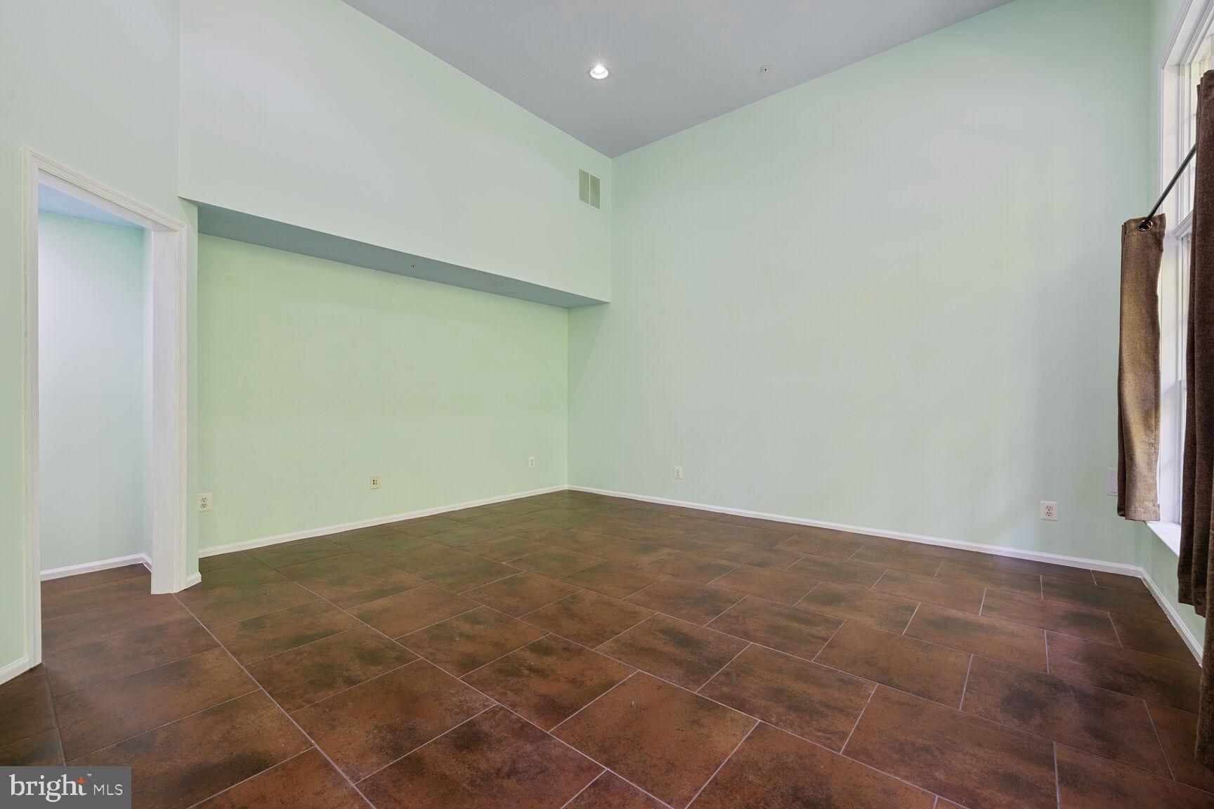 FALLSGROVE - Residential