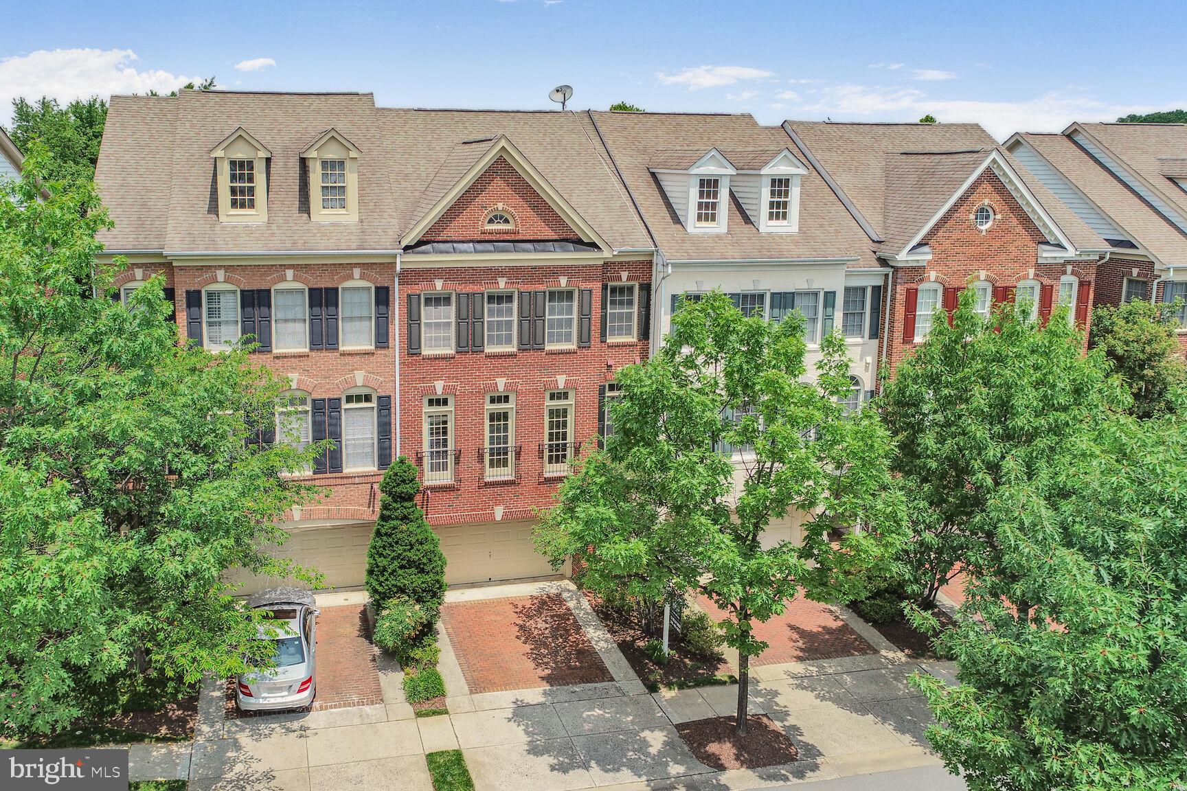 203 OAK KNOLL TERRACE