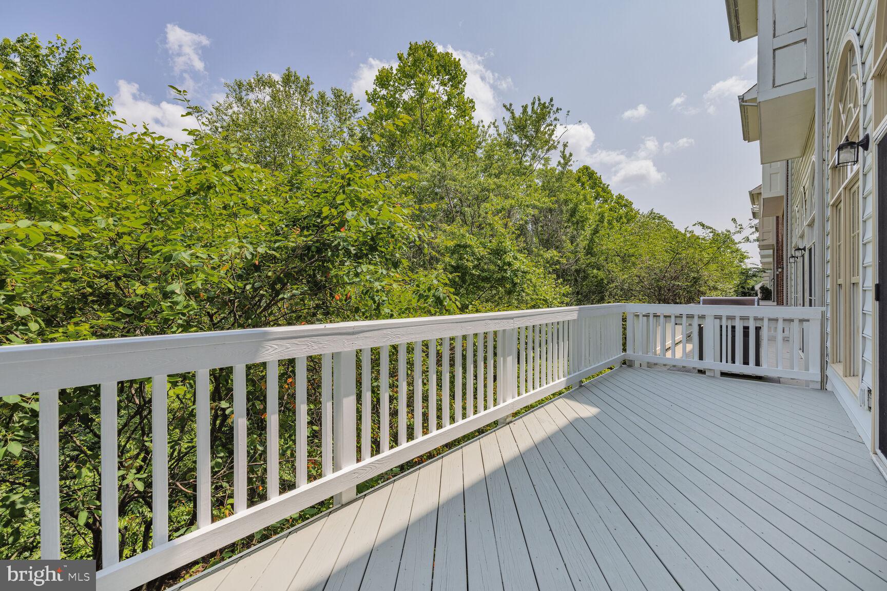 FALLSGROVE - Residential