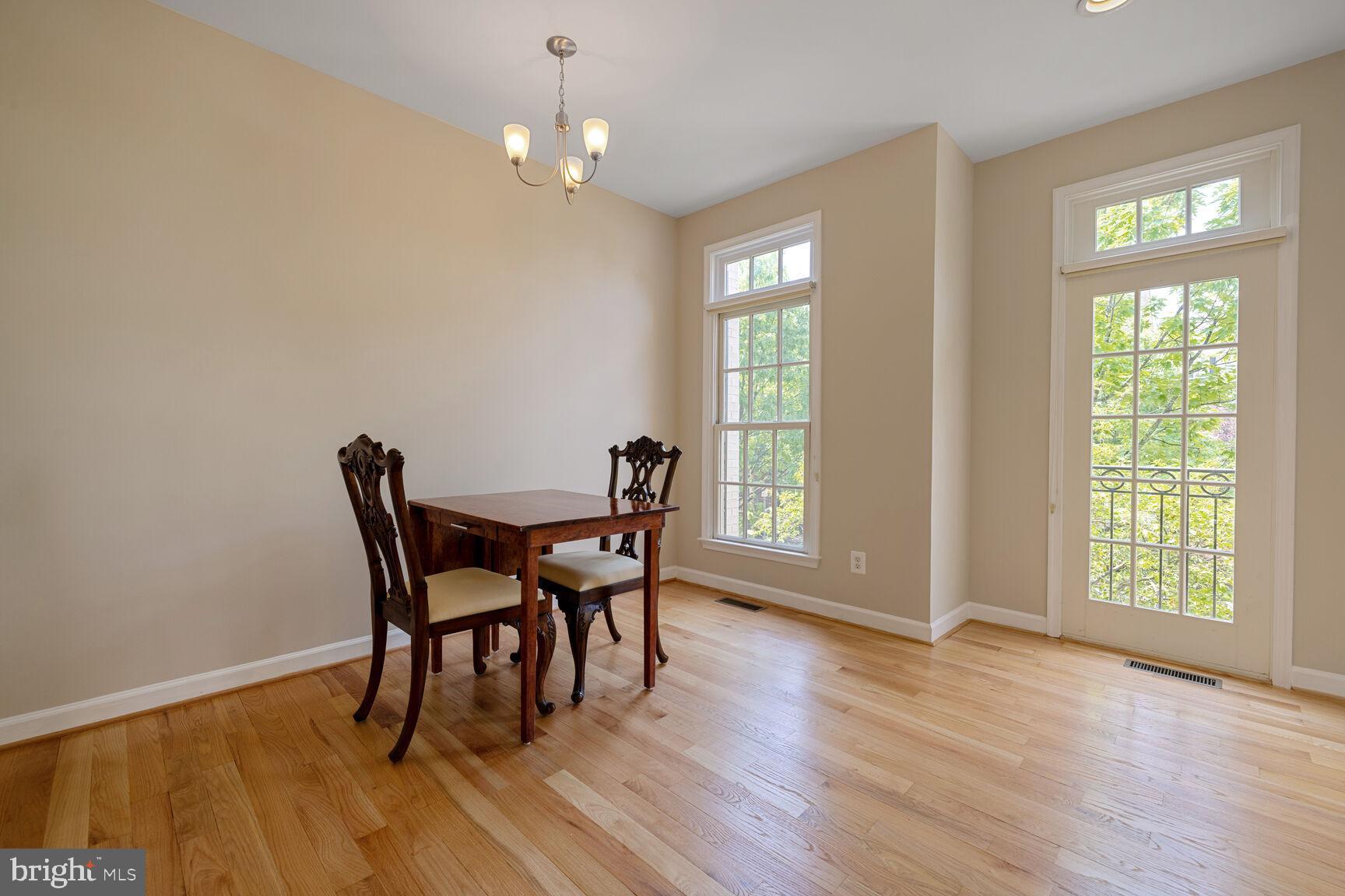 FALLSGROVE - Residential