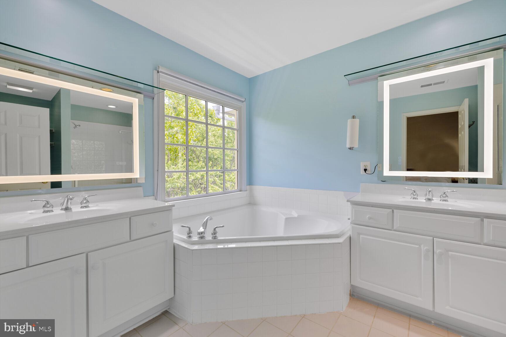 FALLSGROVE - Residential