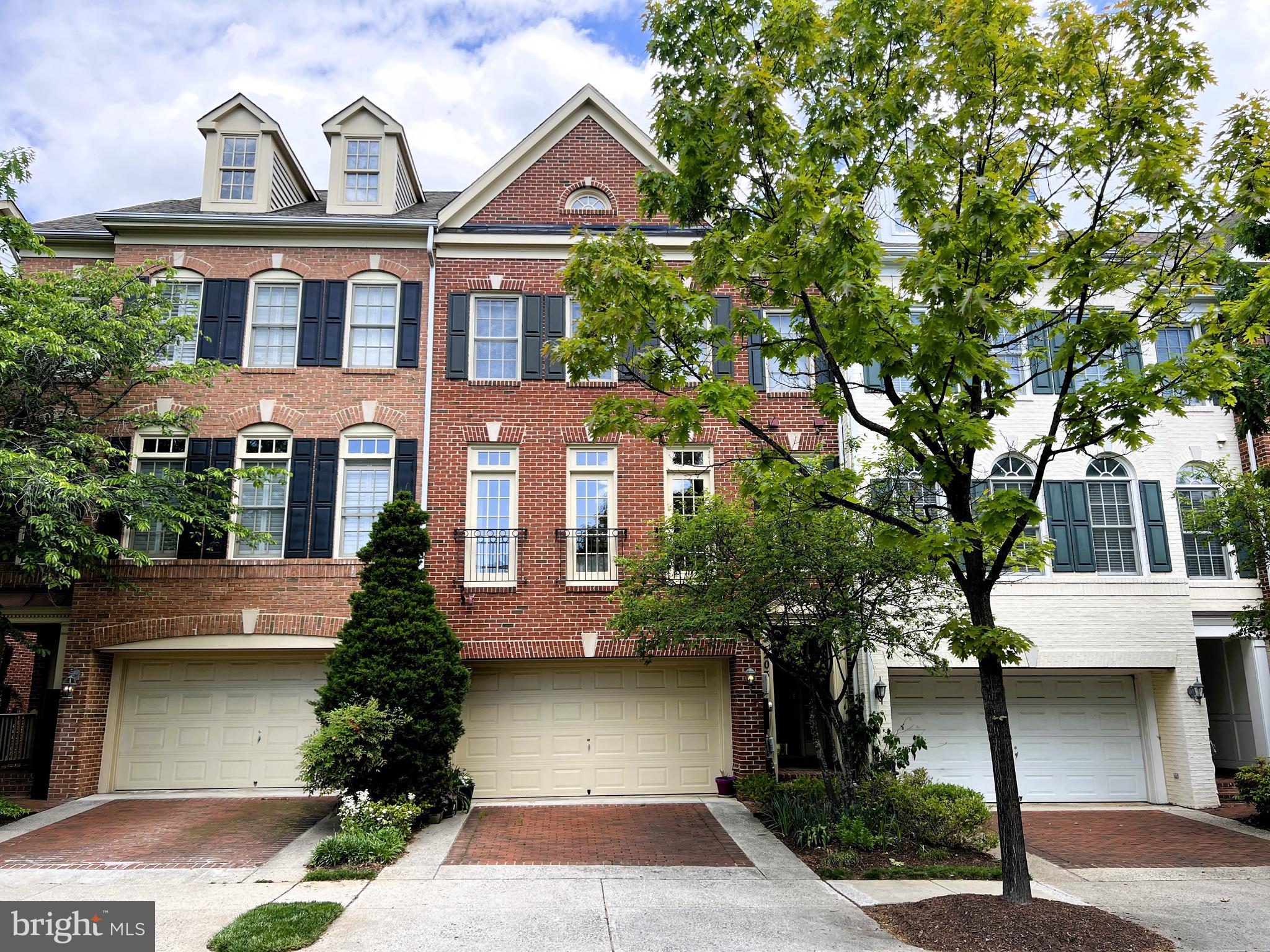 FALLSGROVE - Residential