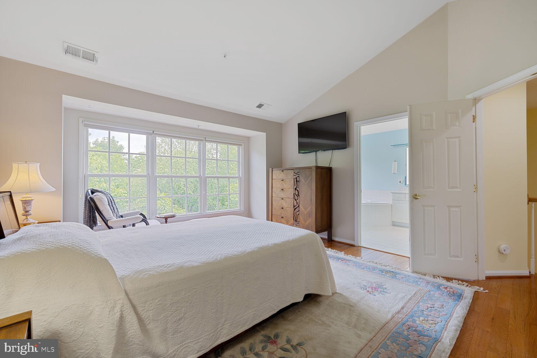 FALLSGROVE - Residential