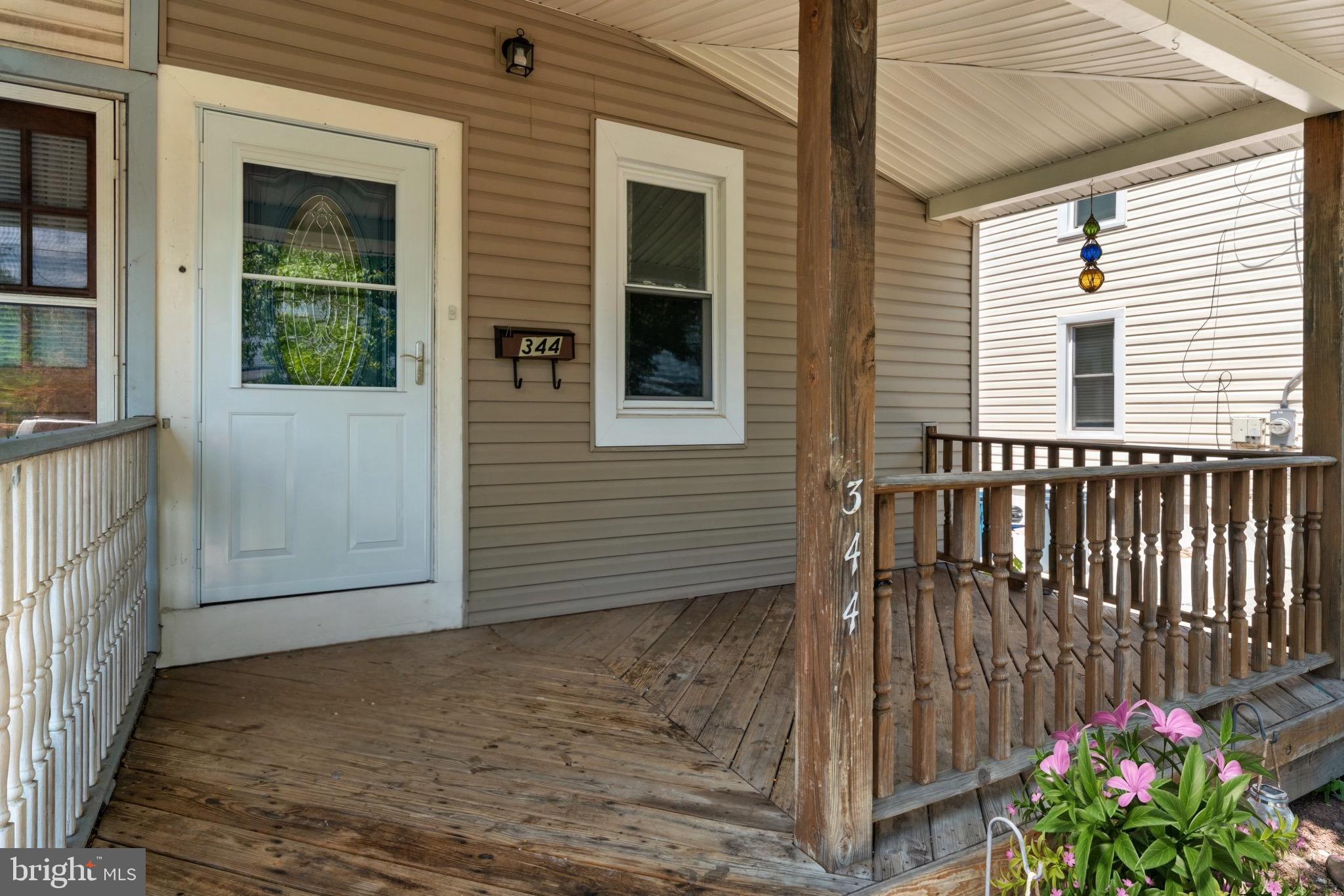 344 W WOODLAND AVENUE