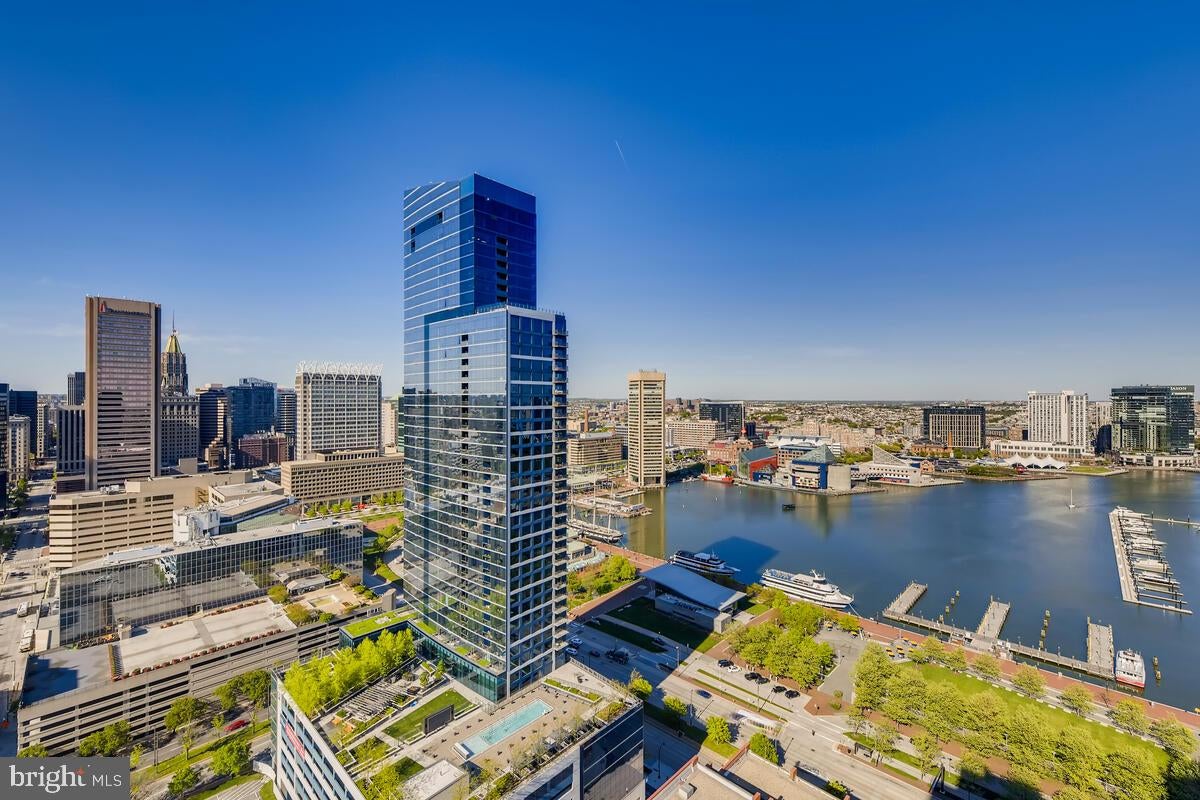 10 E LEE STREET 2608