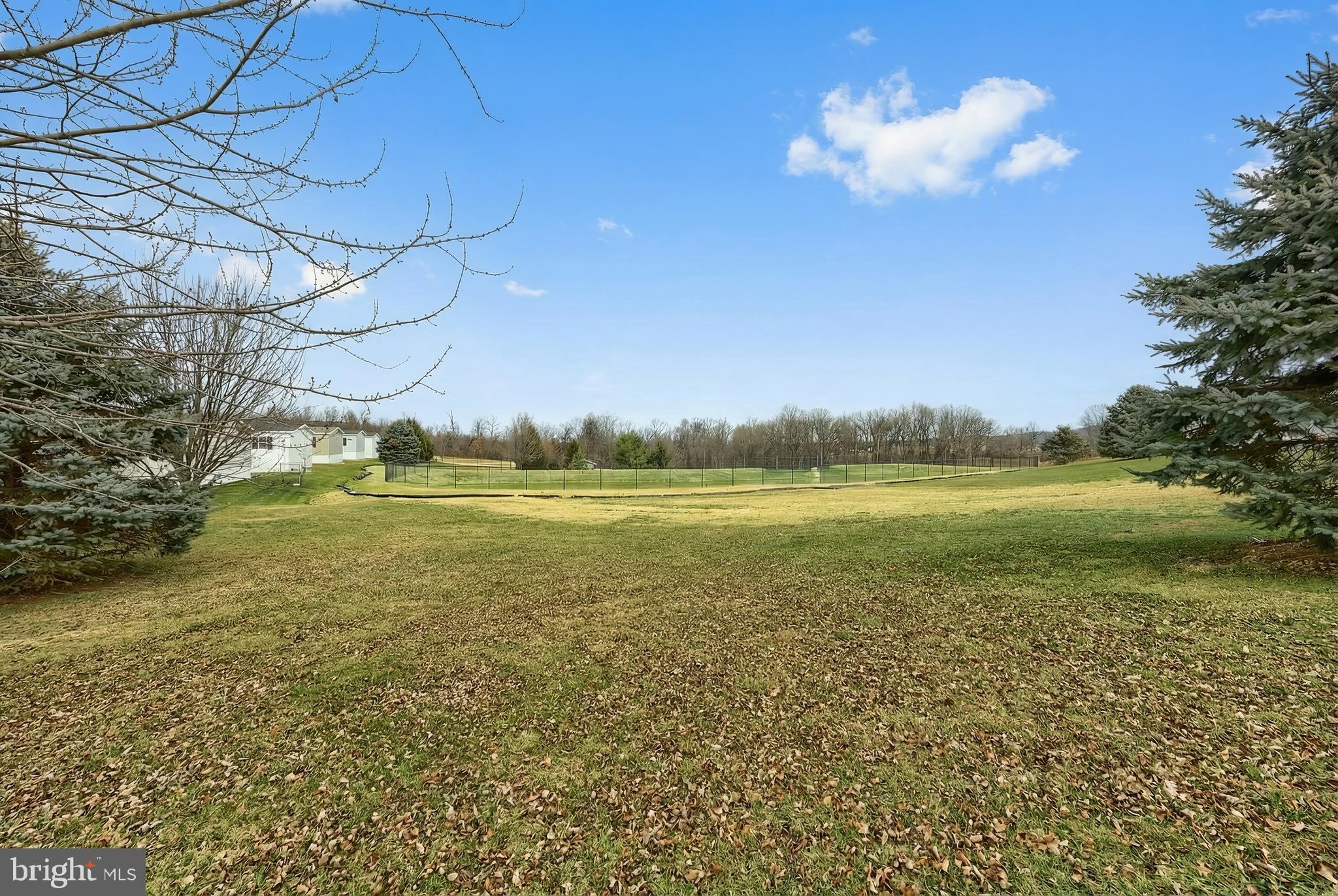 EAGLE VIEW MOBILE HOME PK - Residential