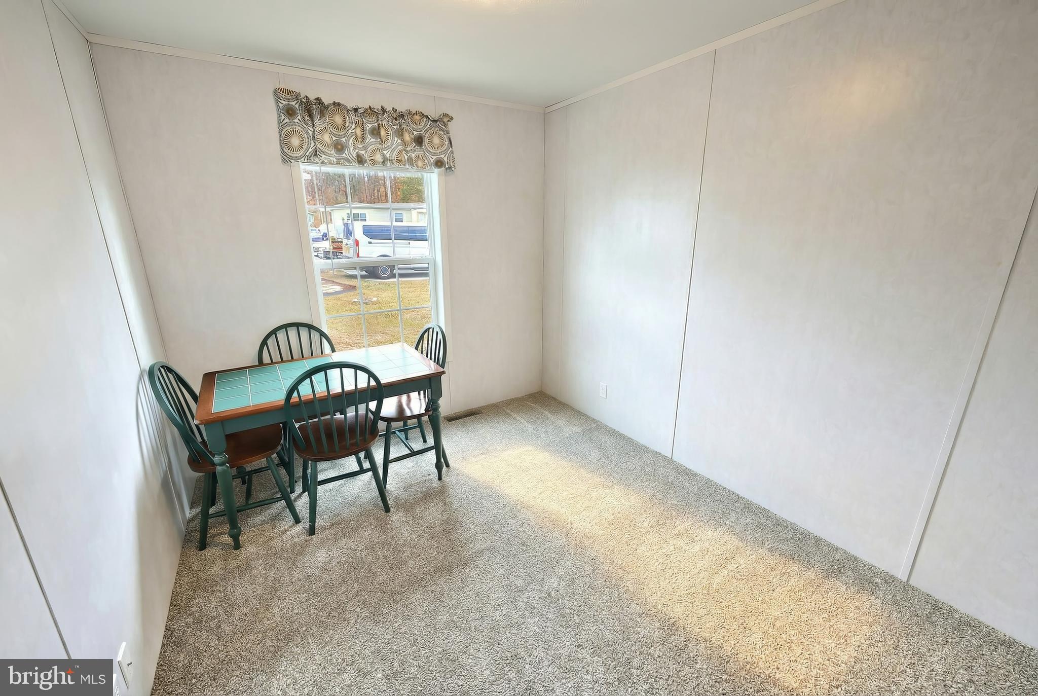 EAGLE VIEW MOBILE HOME PK - Residential