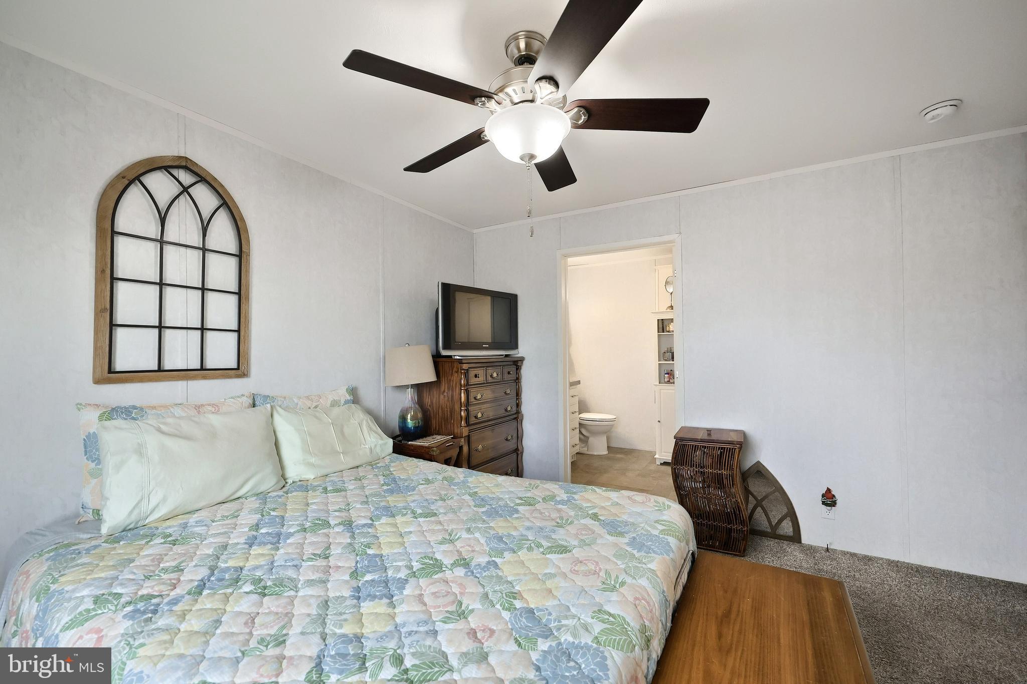 EAGLE VIEW MOBILE HOME PK - Residential