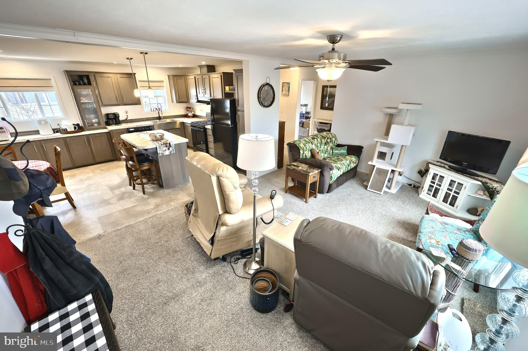 EAGLE VIEW MOBILE HOME PK - Residential