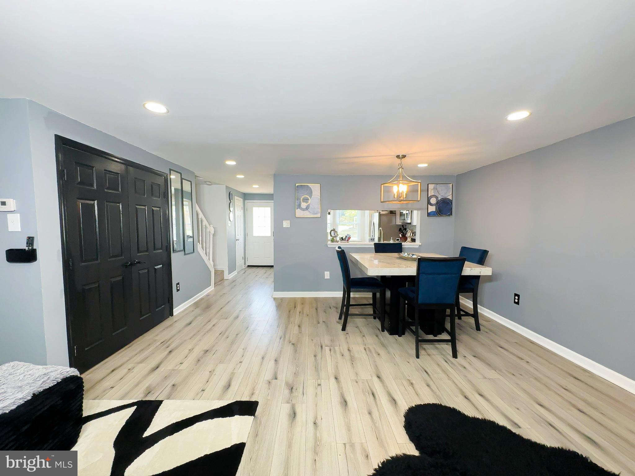 FORESTVILLE PARK - Residential