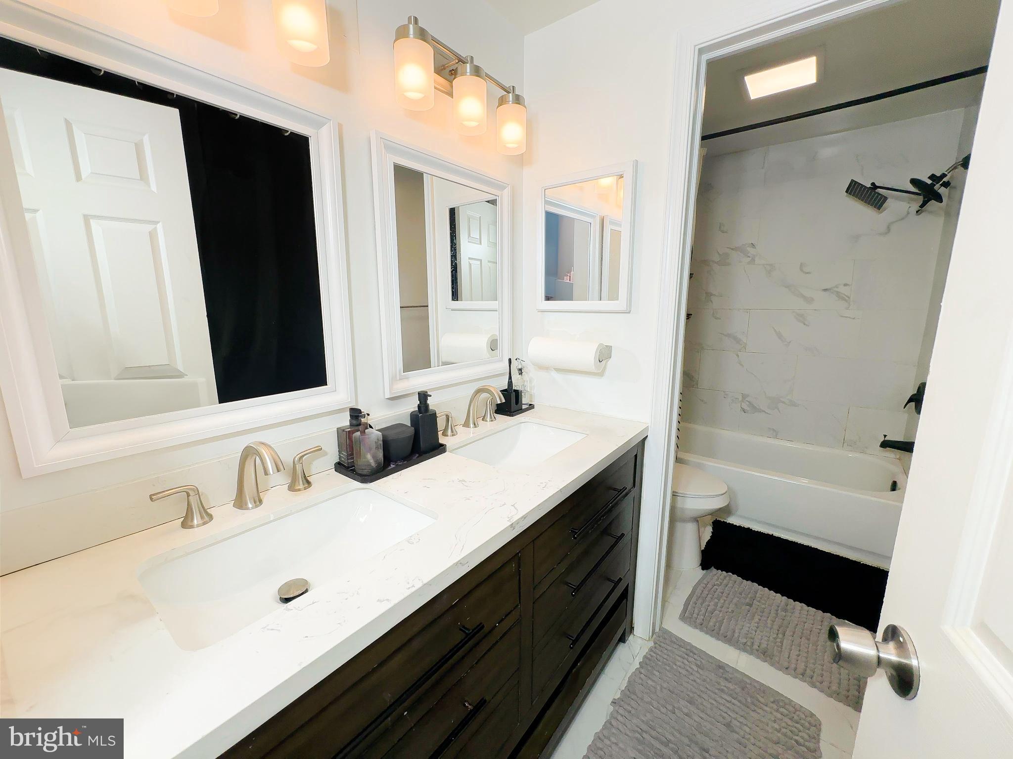 FORESTVILLE PARK - Residential