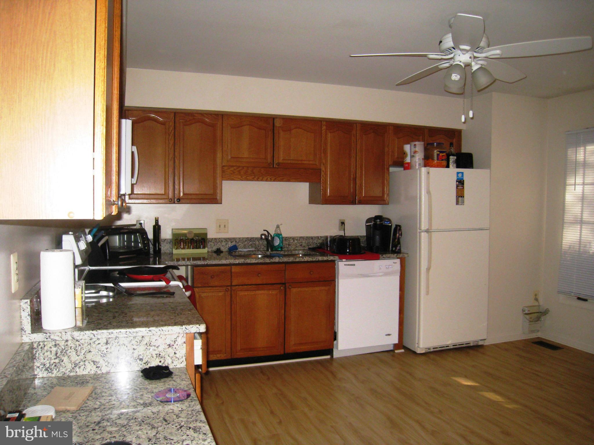 OLDE OAK RIDGE - Residential Lease