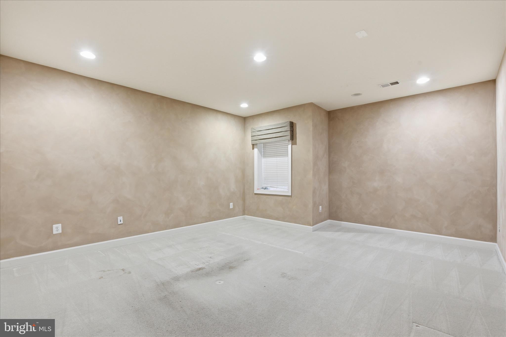 KINGSPORT - Residential