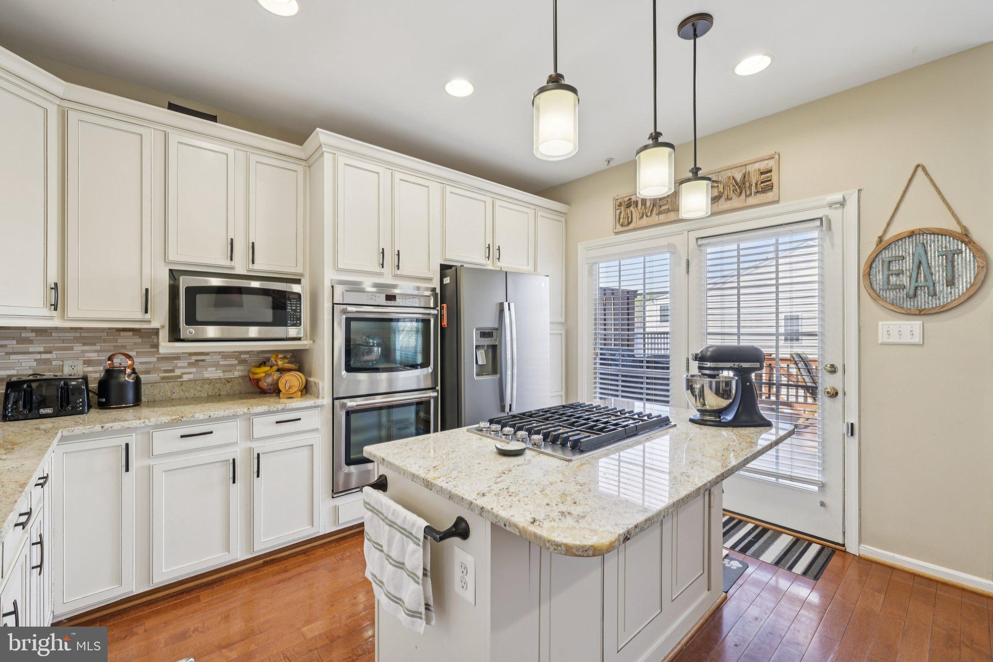 CHAPEL GROVE - Residential