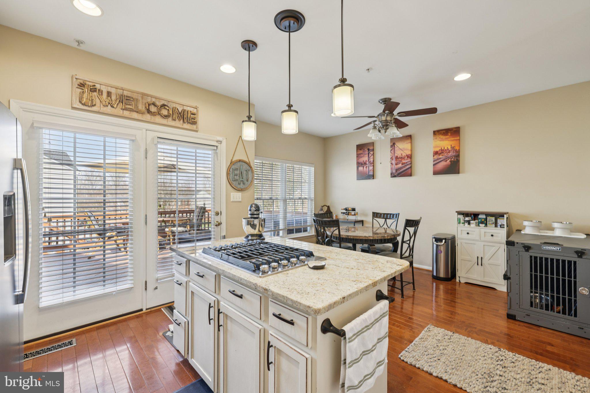 CHAPEL GROVE - Residential