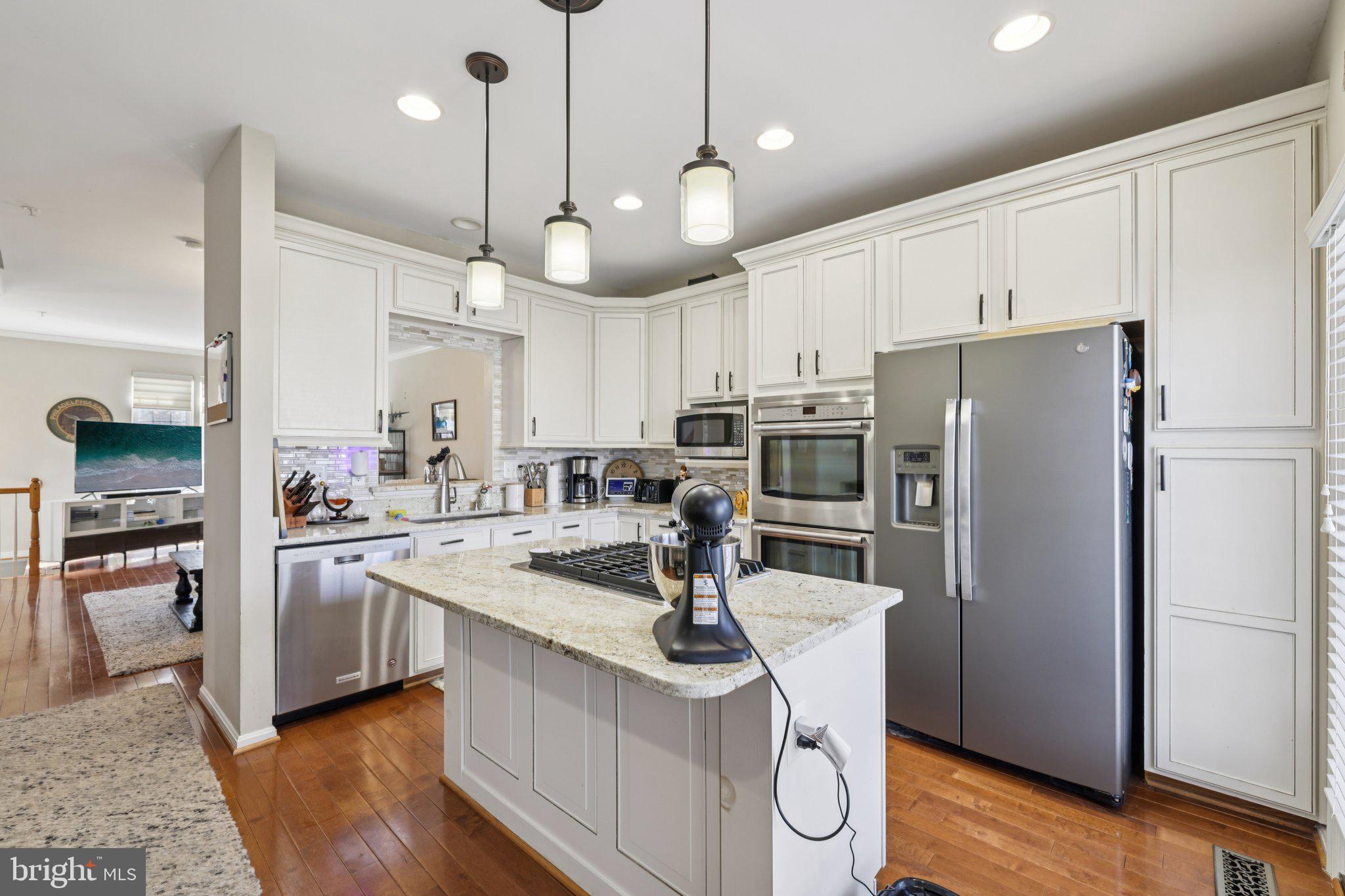 CHAPEL GROVE - Residential