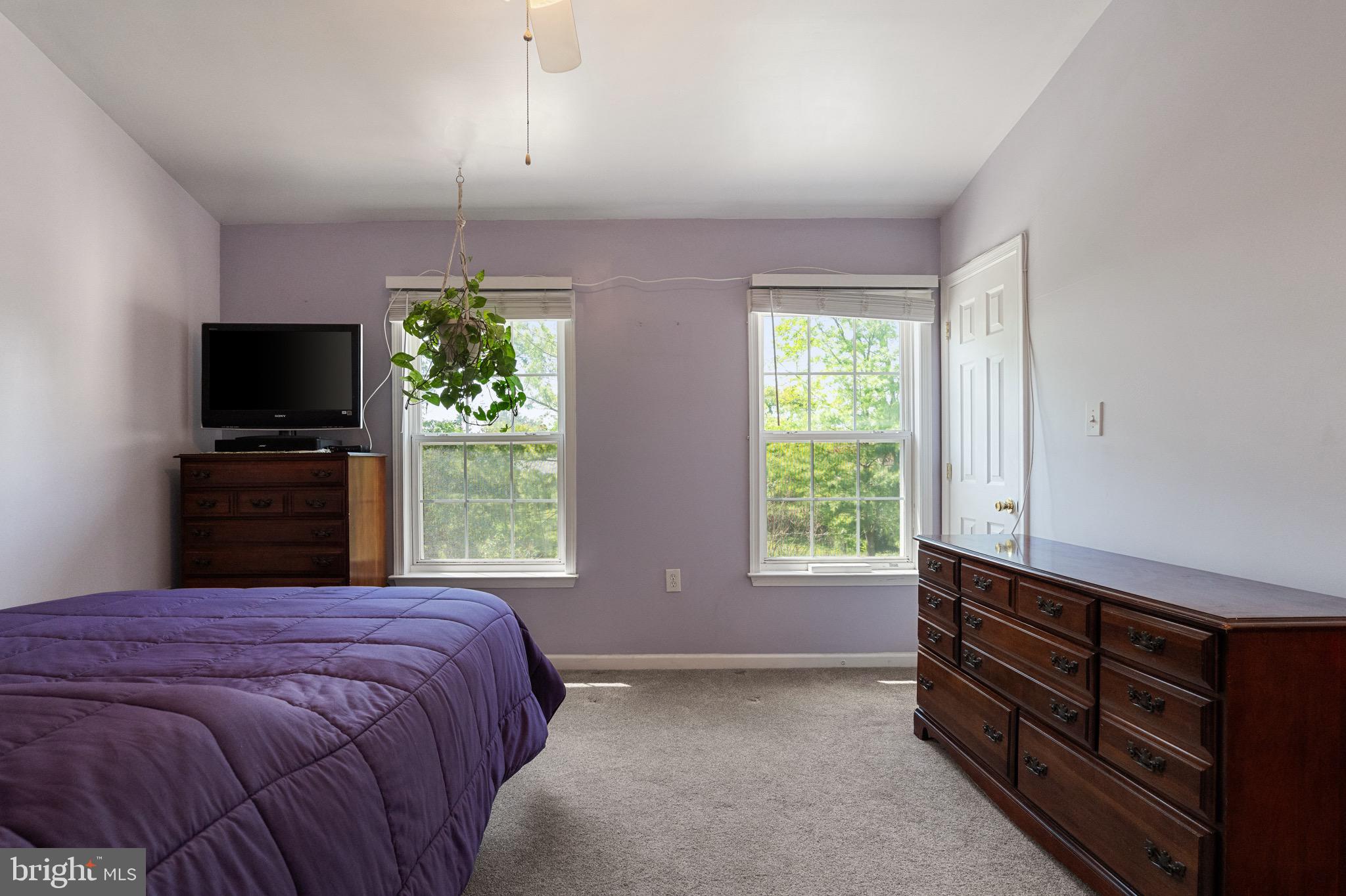 COUNTY GREEN - Residential