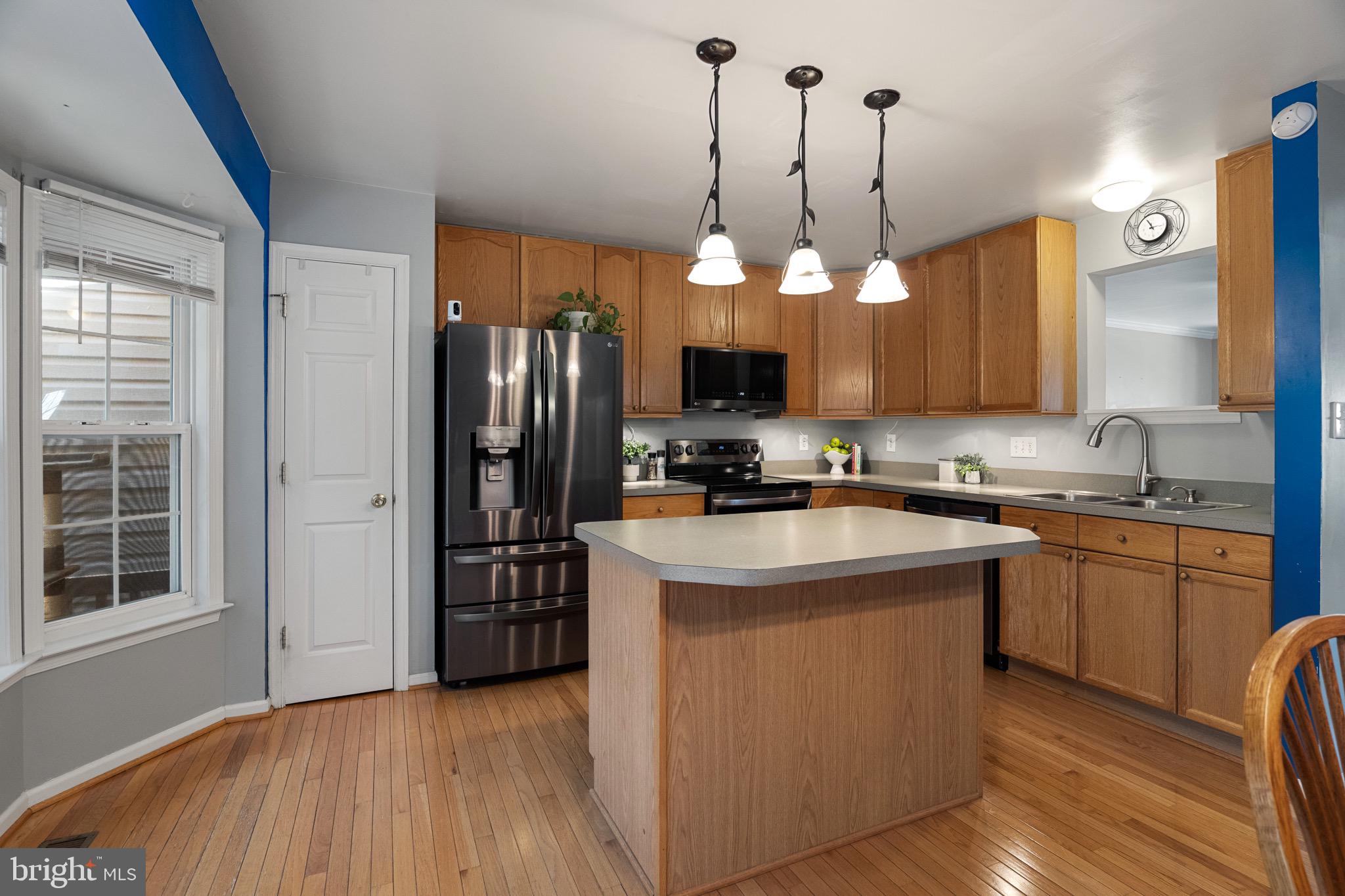 COUNTY GREEN - Residential