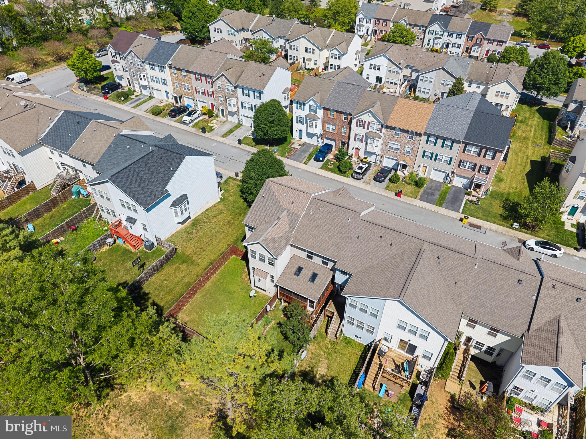 COUNTY GREEN - Residential