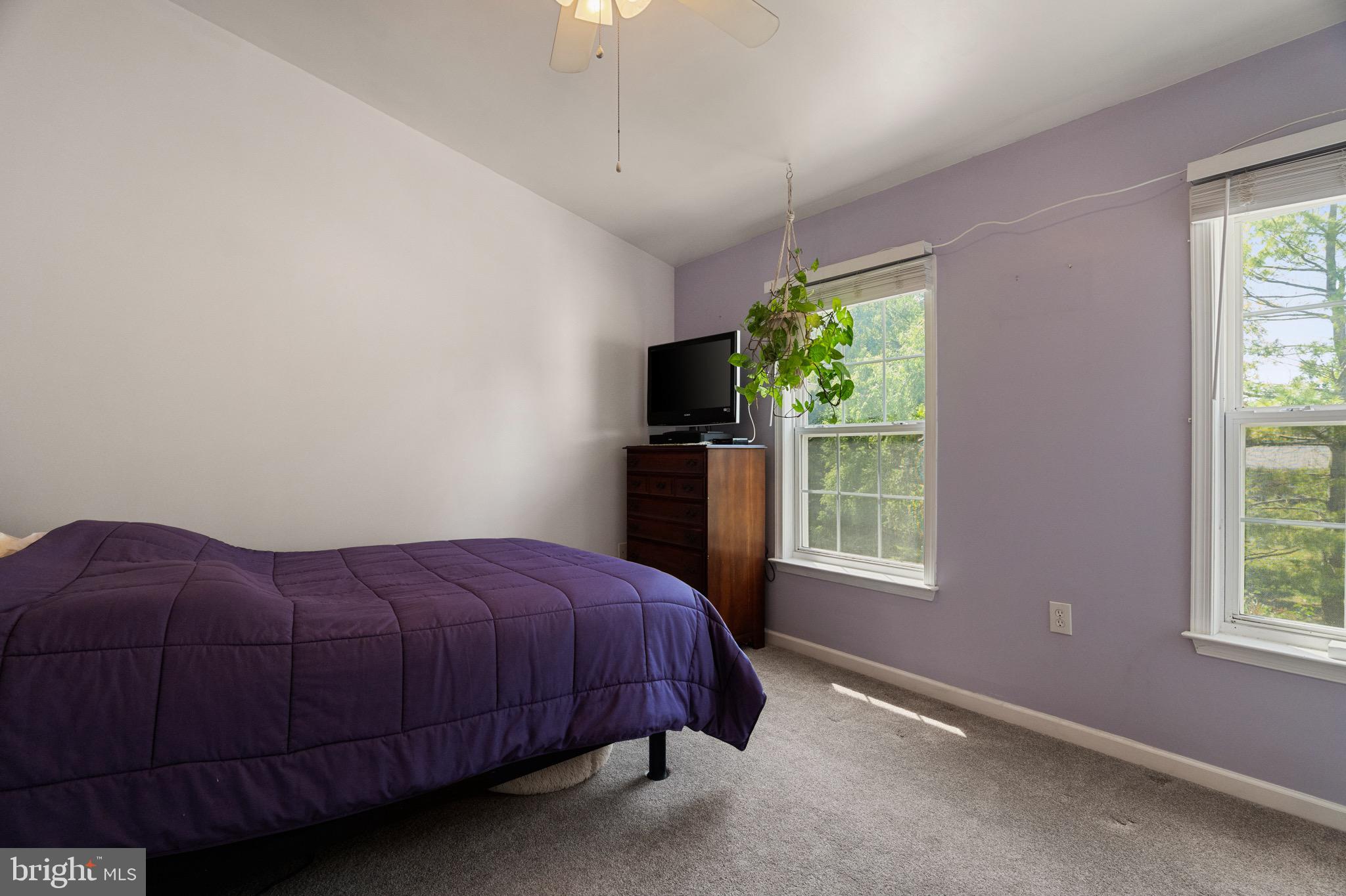 COUNTY GREEN - Residential