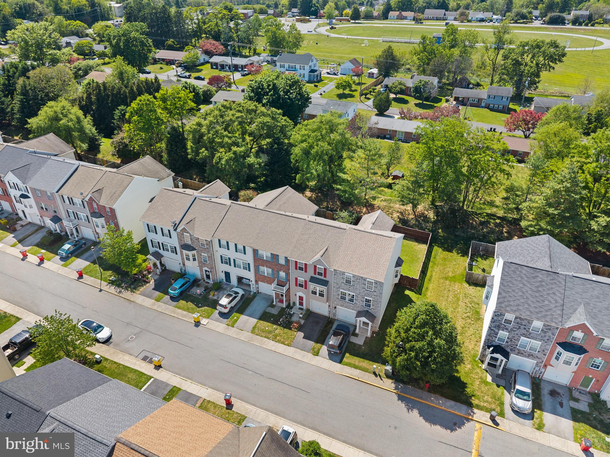 COUNTY GREEN - Residential
