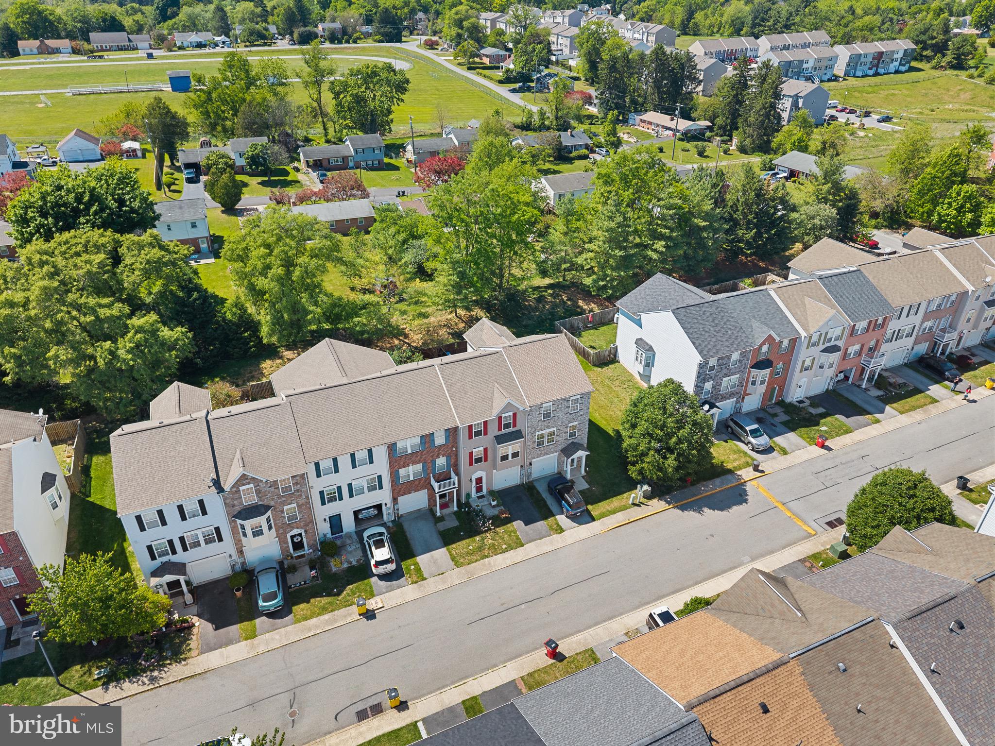 COUNTY GREEN - Residential