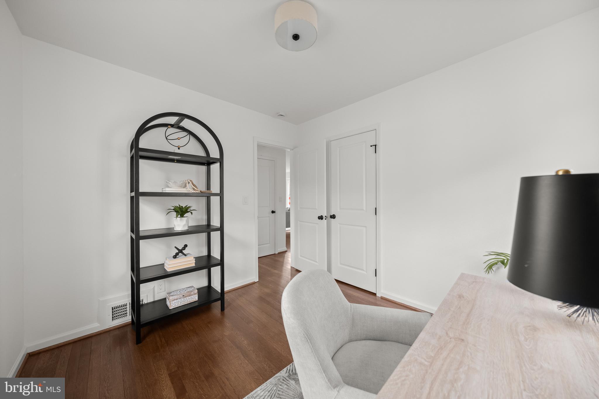 HILLWOOD - Residential