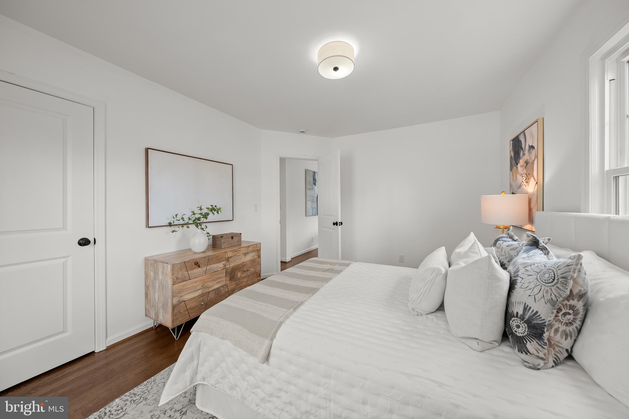 HILLWOOD - Residential