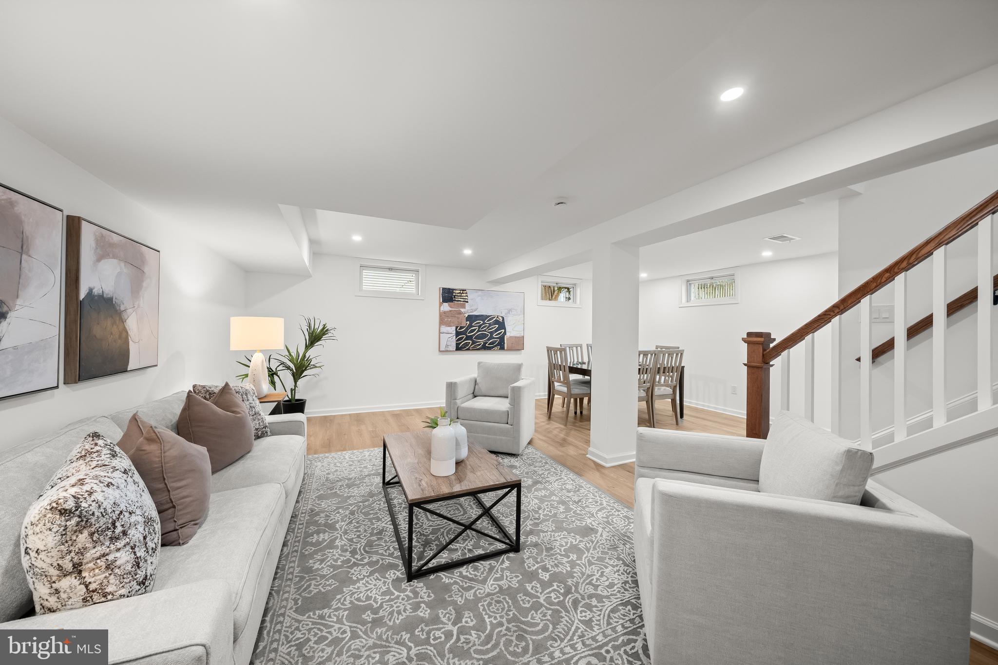 HILLWOOD - Residential