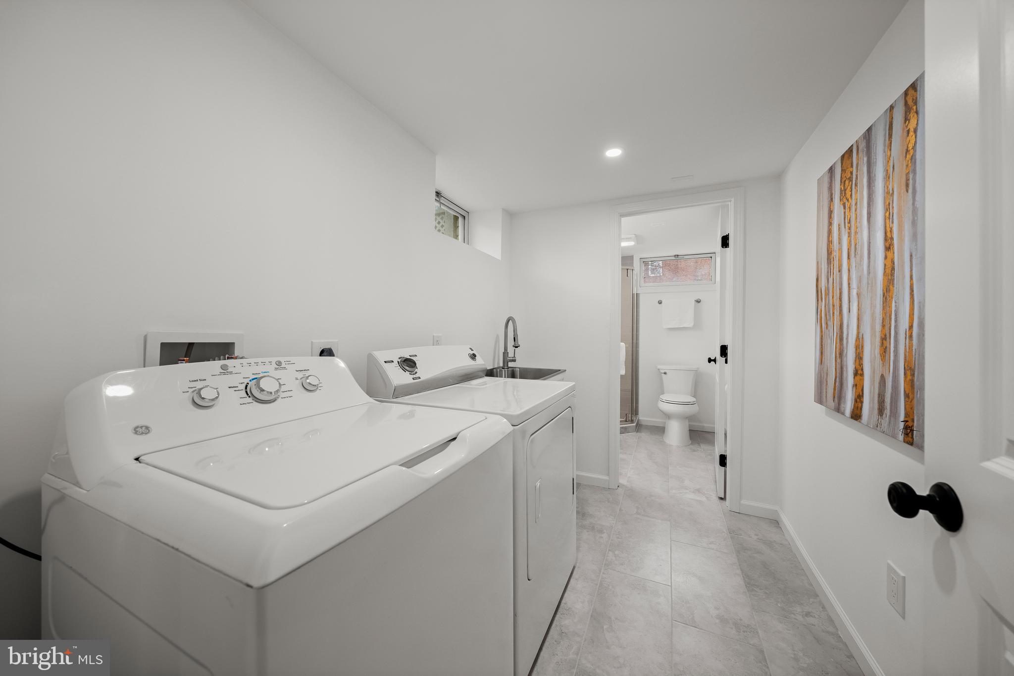 HILLWOOD - Residential