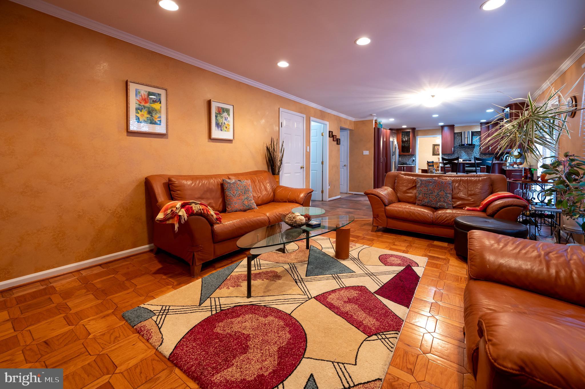 WORTHINGTON GLEN - Residential