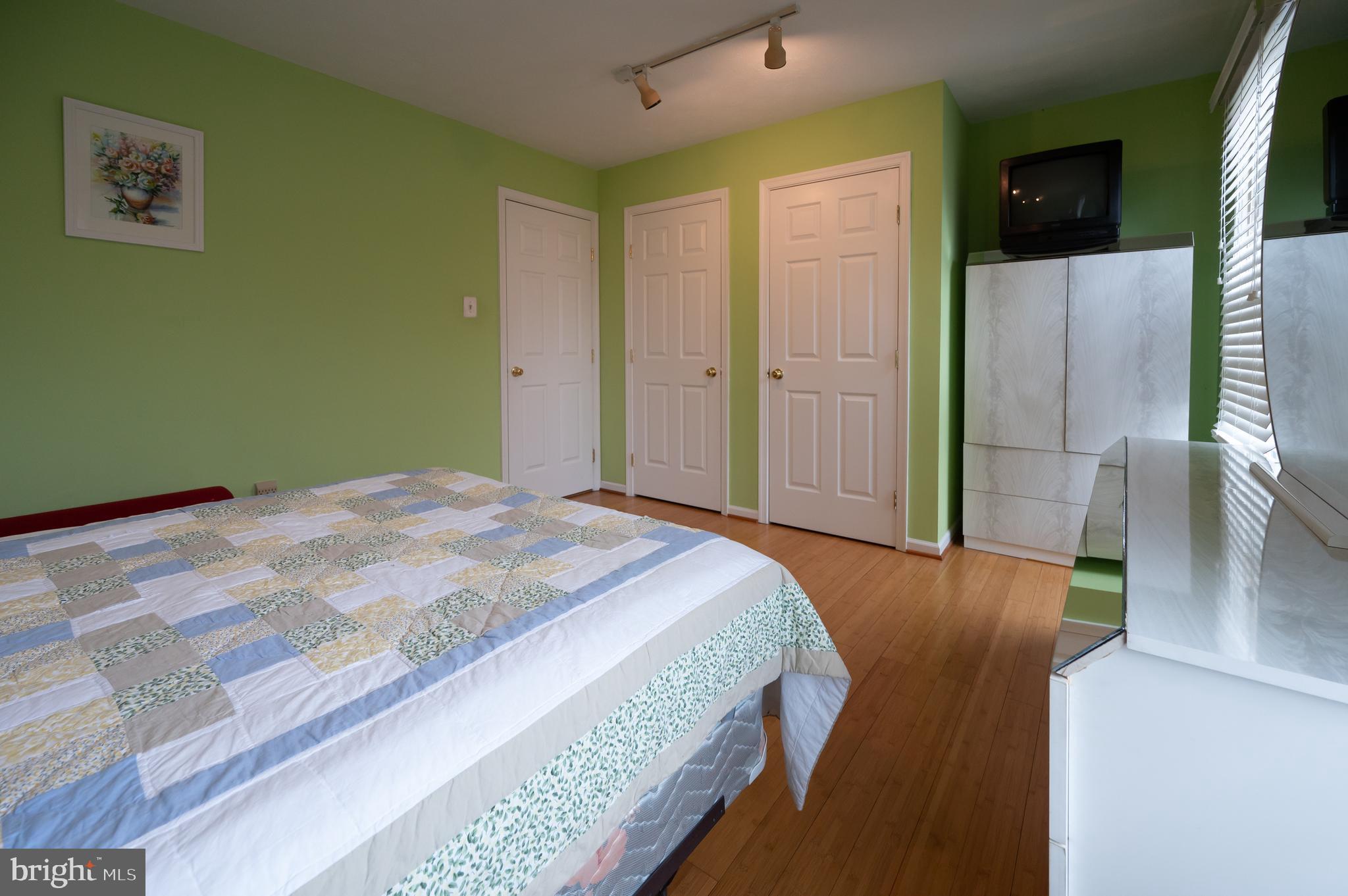 WORTHINGTON GLEN - Residential