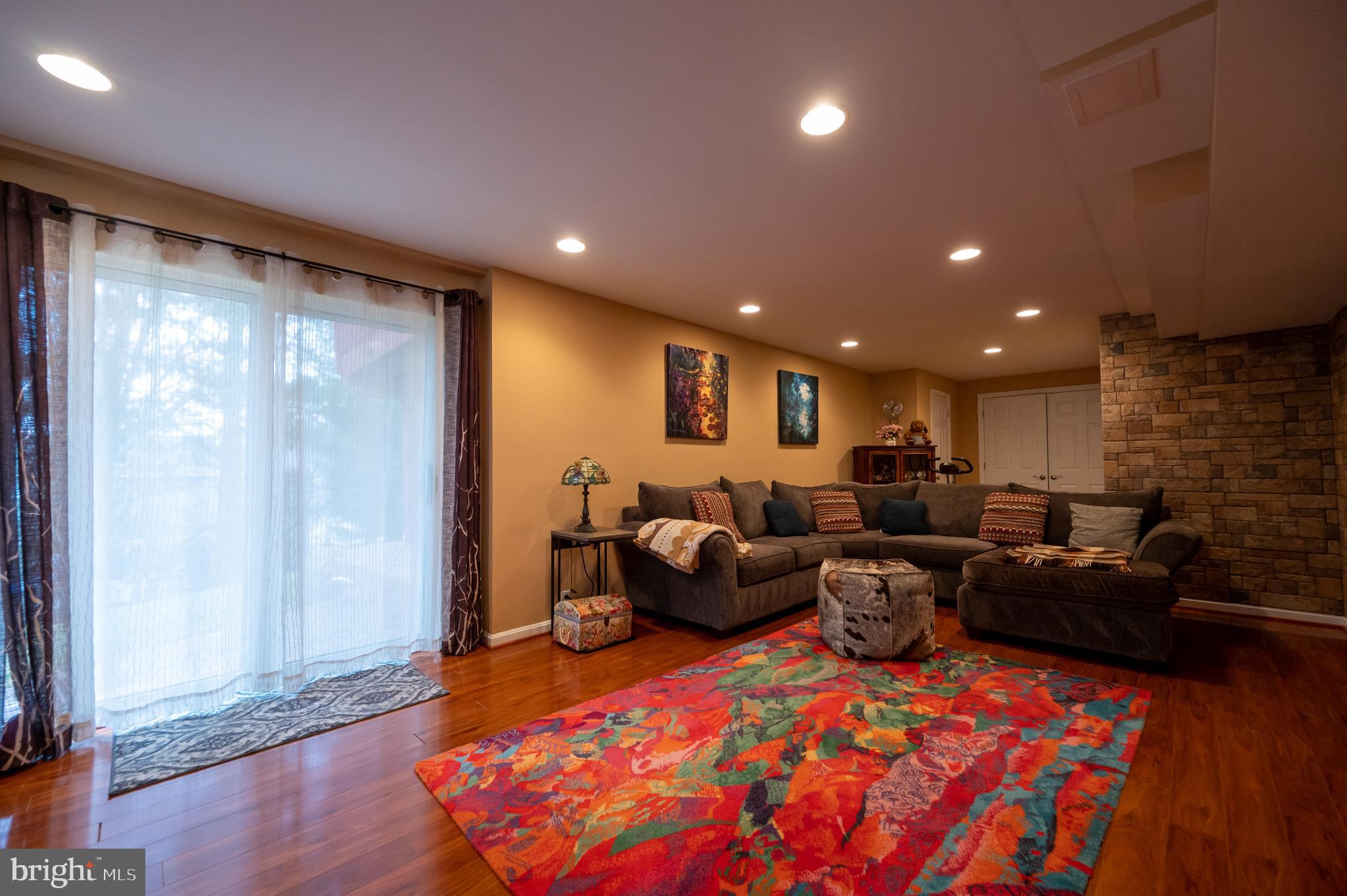 WORTHINGTON GLEN - Residential