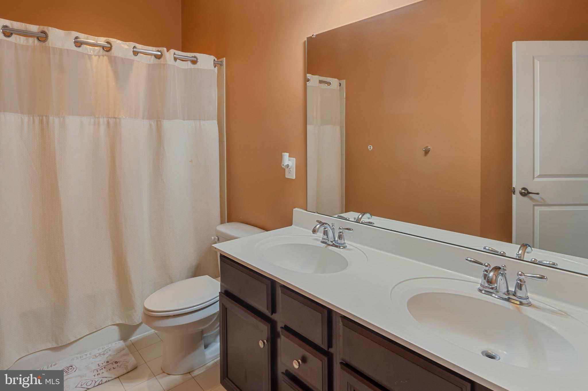 POTOMAC CLUB - Residential