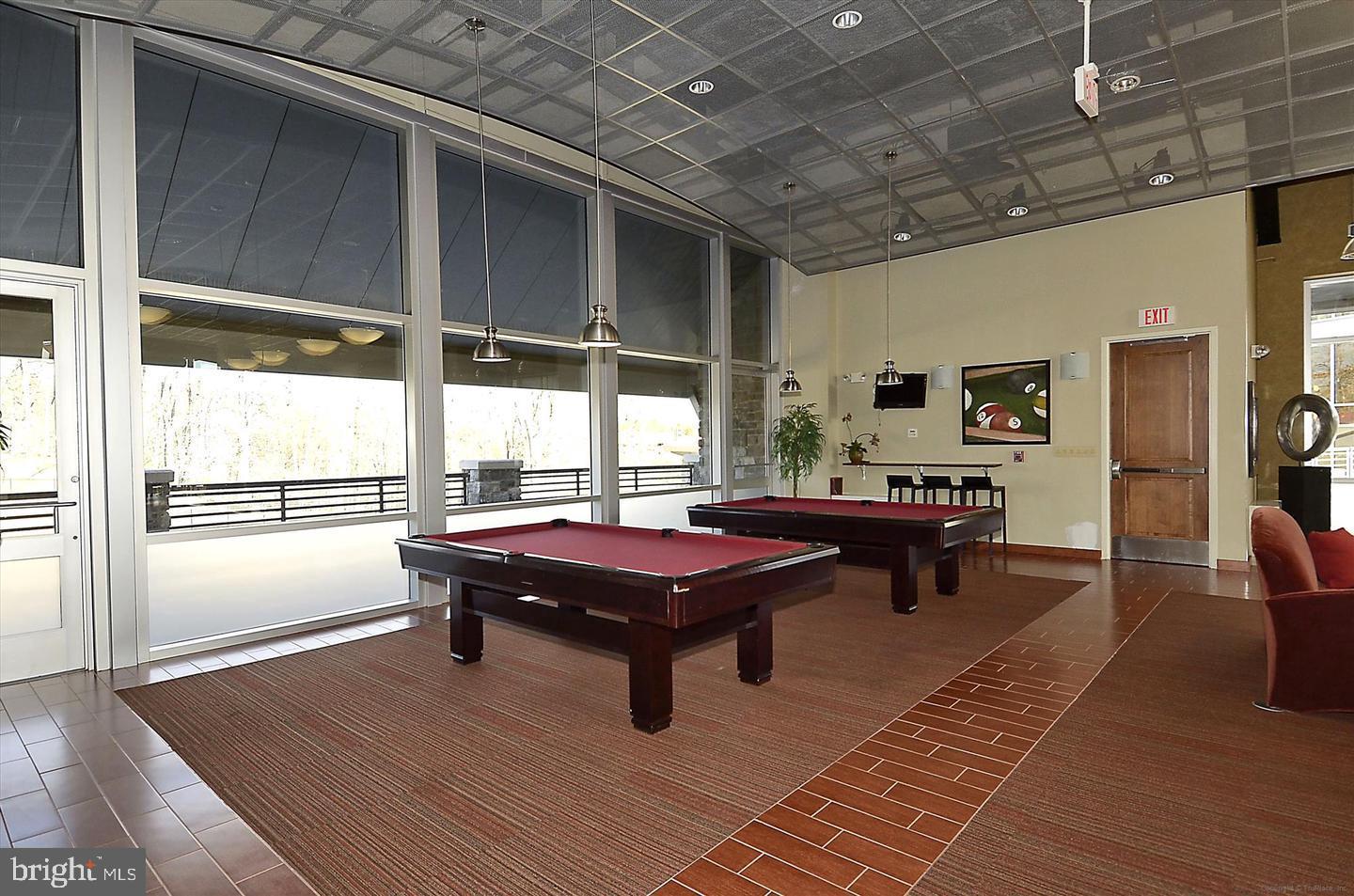 POTOMAC CLUB - Residential